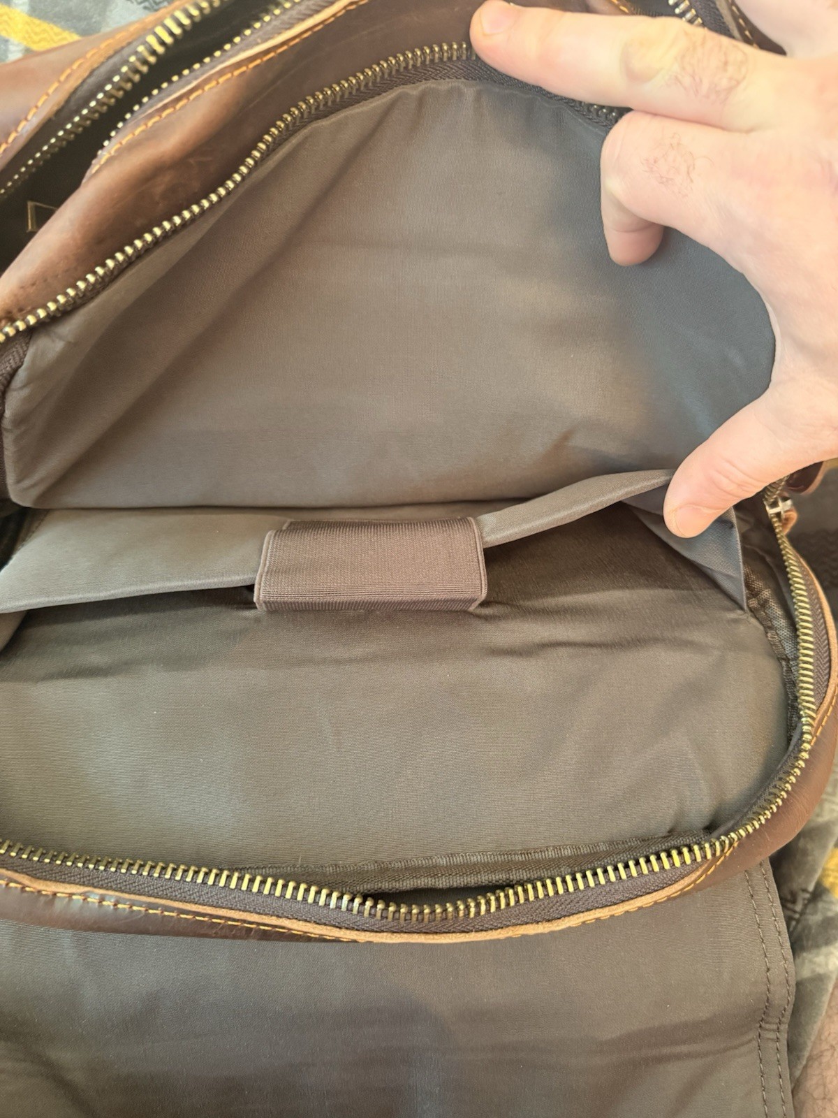 Genuine Leather Laptop Backpack Men Vintage Travel Rucksack Luxury Brown Bag