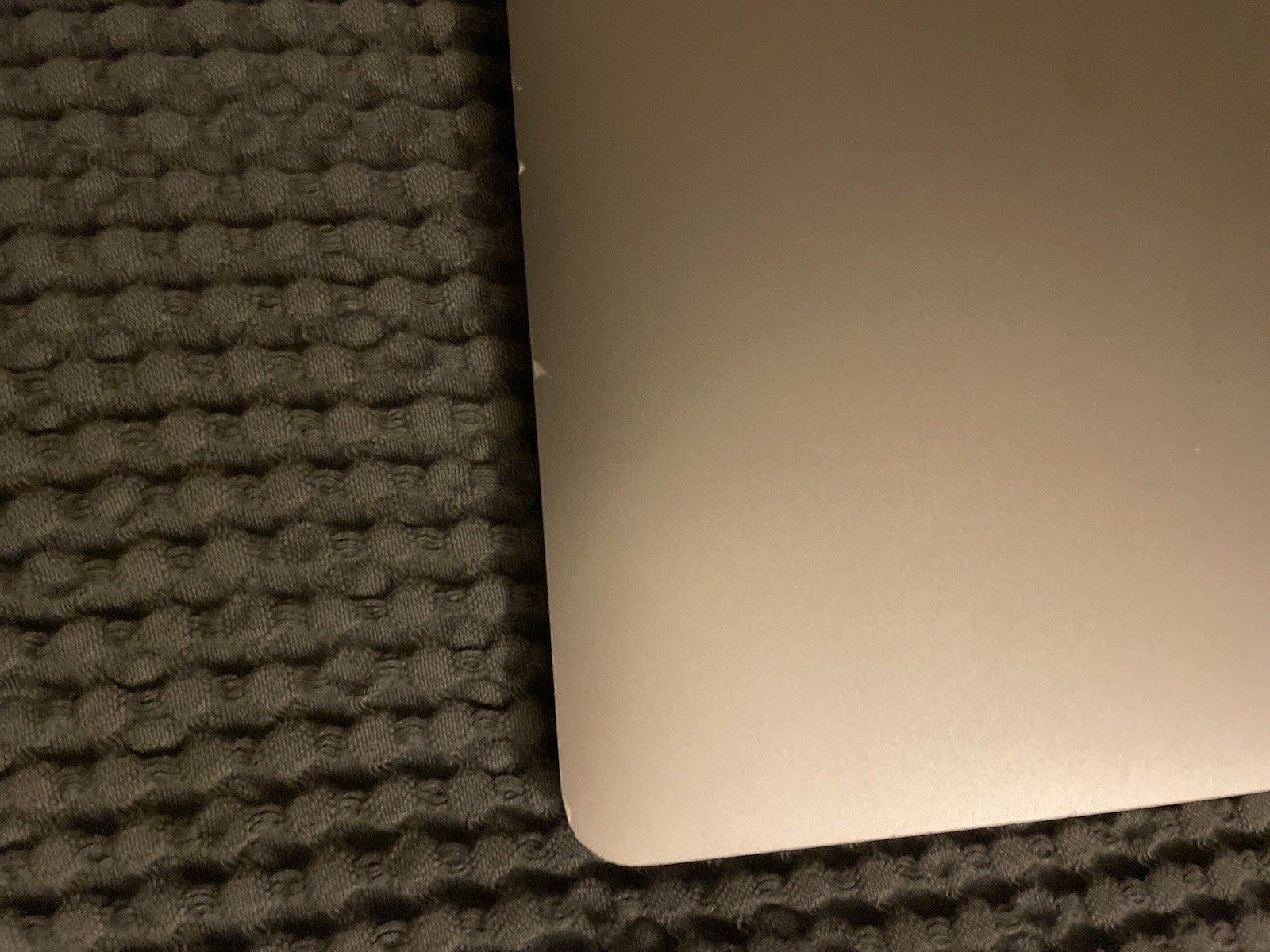 MacBook Pro 16” 2019 Intel i9 8-Core | 1TB SSD | Radeon 5500M | (bundle)