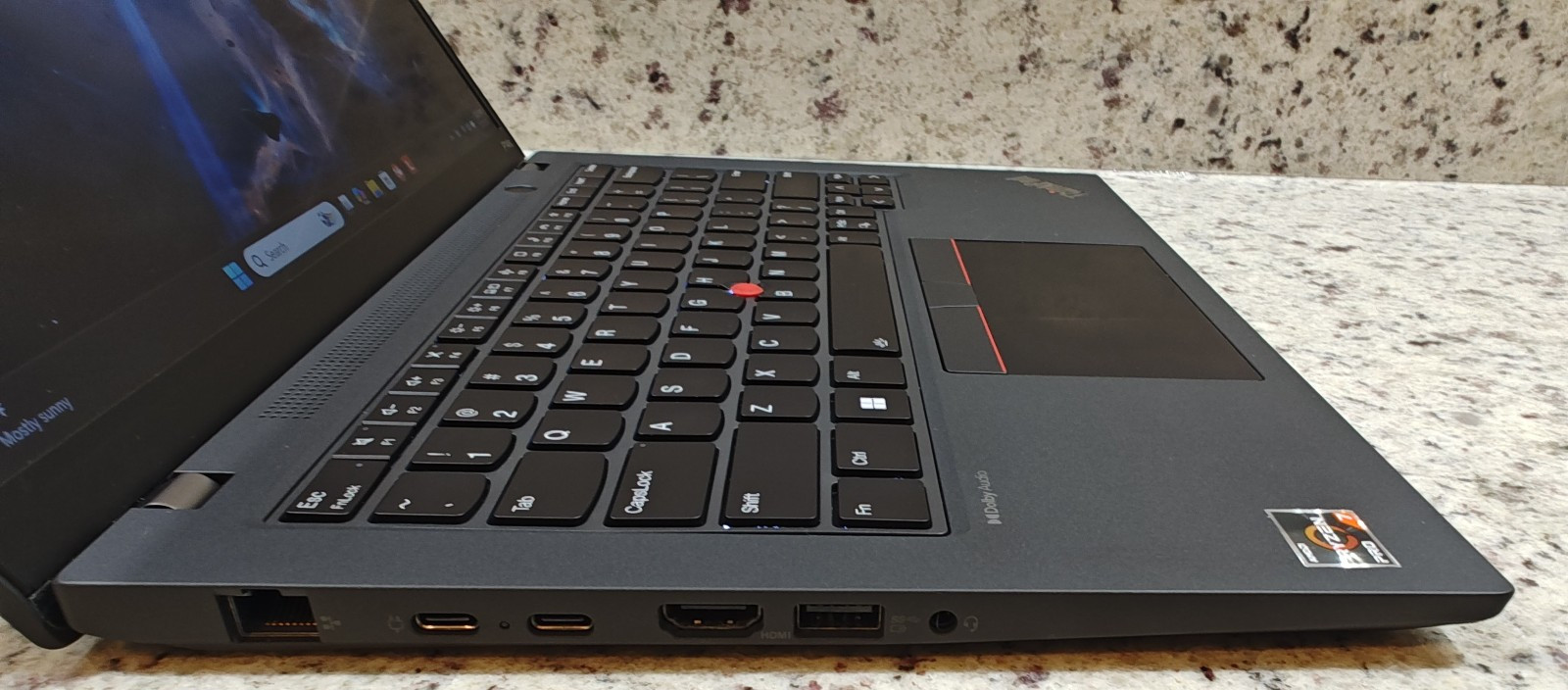 Lenovo ThinkPad P14s Gen 4 (Touch) — Ryzen 7 PRO 7840U / 32GB Ram / 512GB SSD