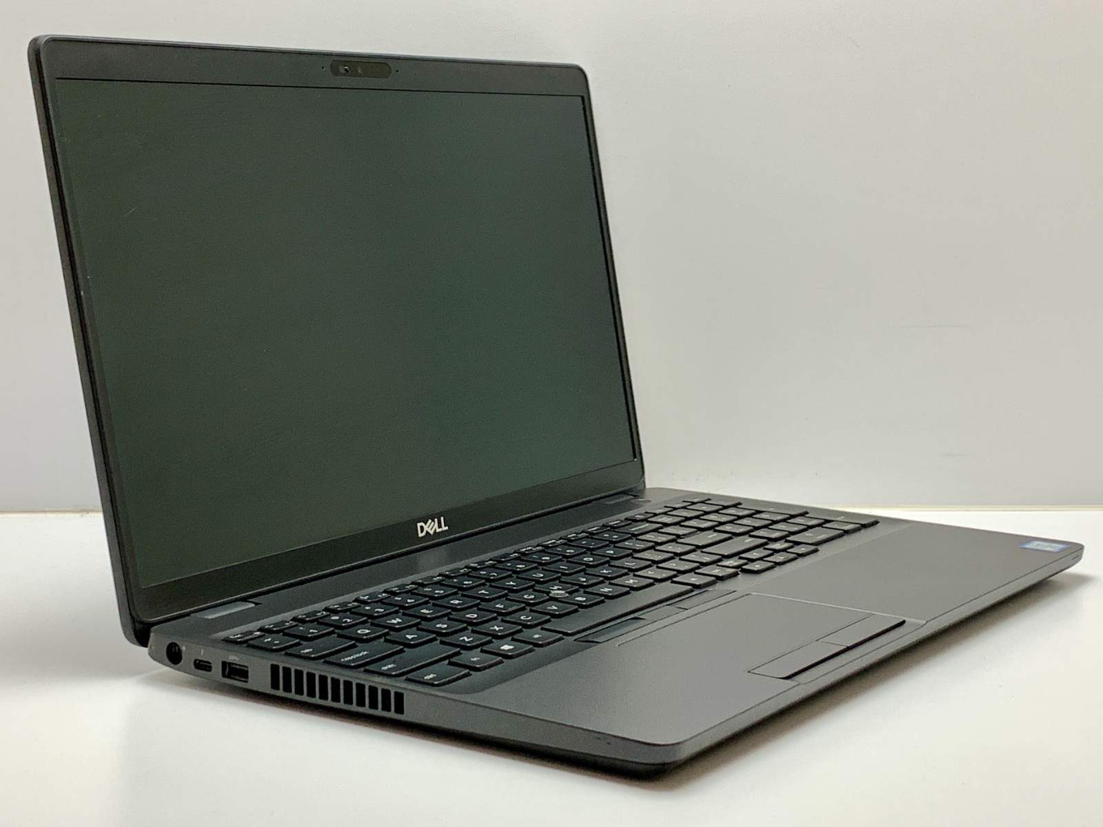 Dell Latitude 5500 | i7-8665U | 16GB RAM | 256GB SSD | LINUX