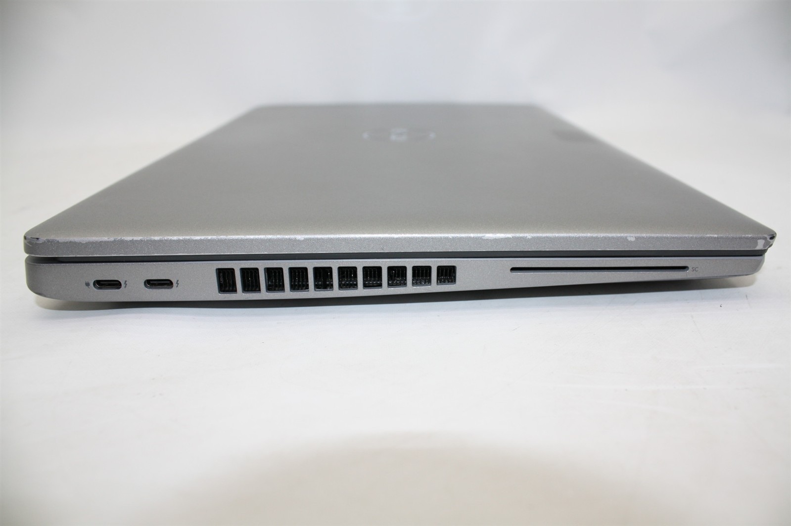 15.6″Dell Latitude 5520 i7-1185G7 3.00GHz RAM 16GB NVMe 256GB/Cosmetic Issue