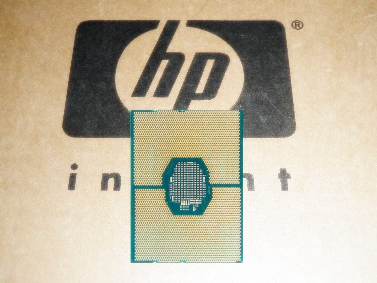 875713-001 NEW HPE2.2Ghz Xeon-Silver 4114 10-Core 13.75MB 85W CPU for Proliant