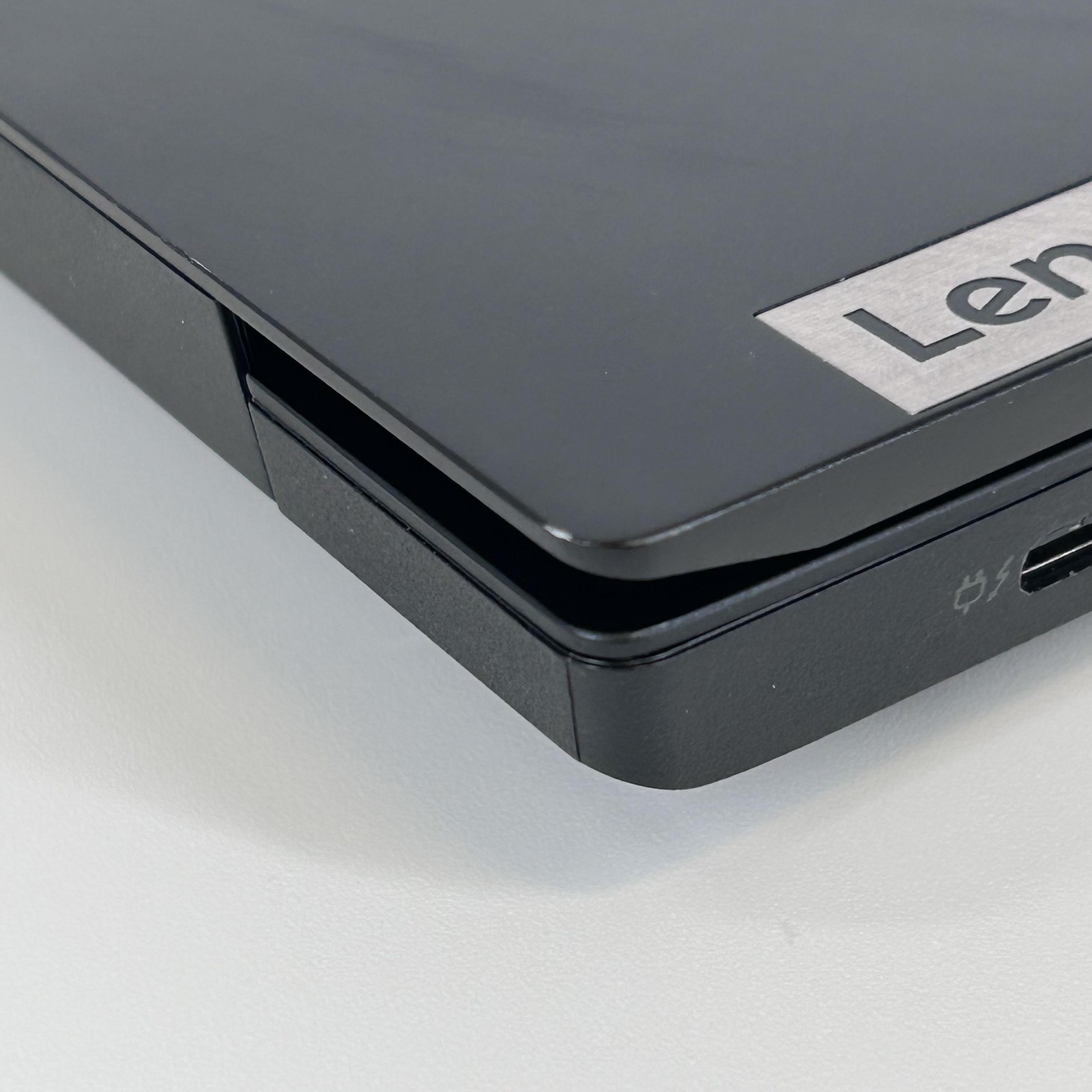Lenovo Thinkpad E15 Gen 2 Black FHD i7-1165G7 2.80GHz 8GB 512GB SSD Very Good