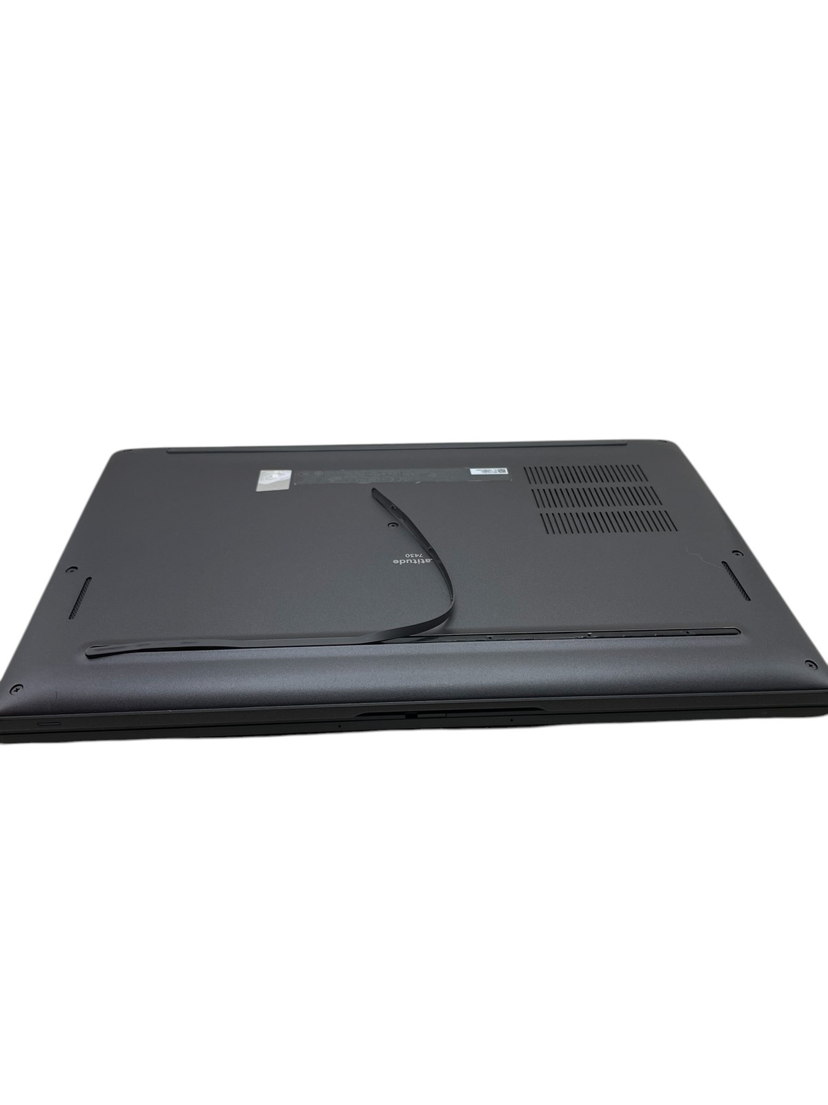 Dell Latitude 7430 14″ – i7-1265U – 16GB RAM – 512GB SSD – Grade D