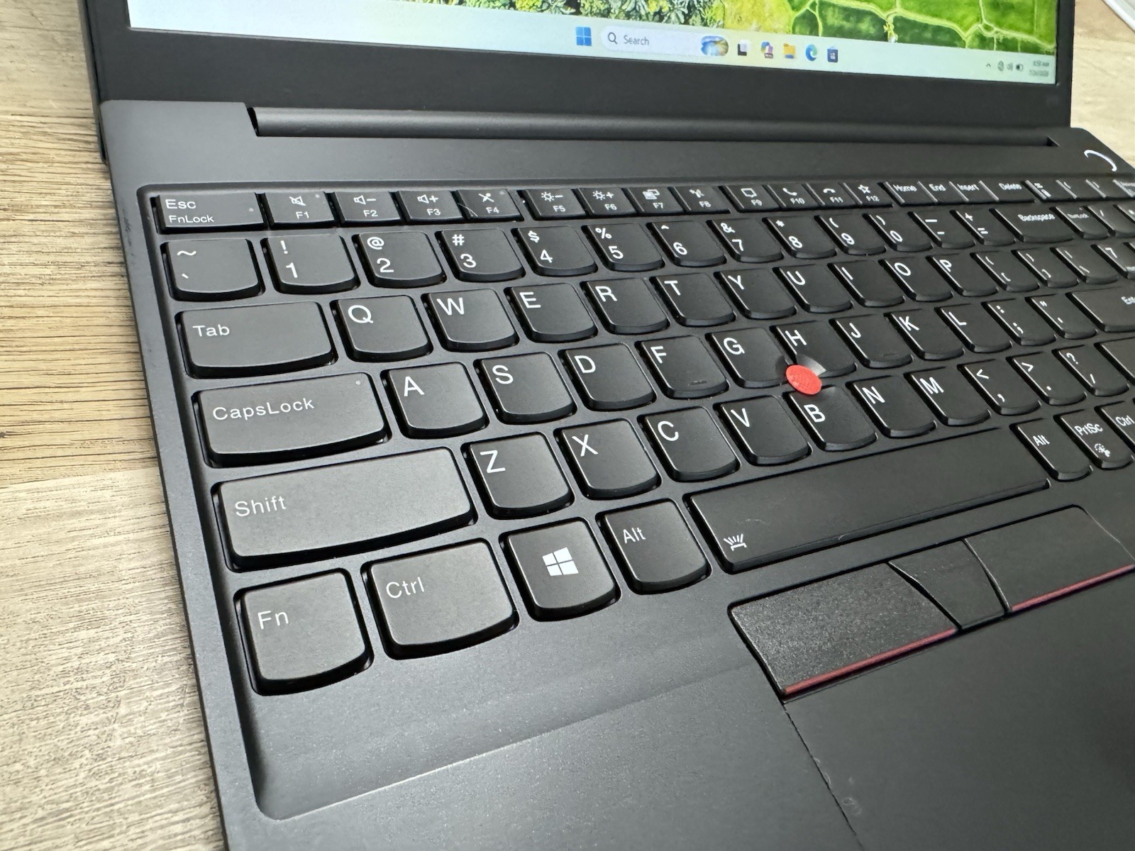 Lenovo ThinkPad E15 Gen 2 15.6″ Intel Core i7-1165G7 @ 2.8GHz 16GB RAM 512GB SSD