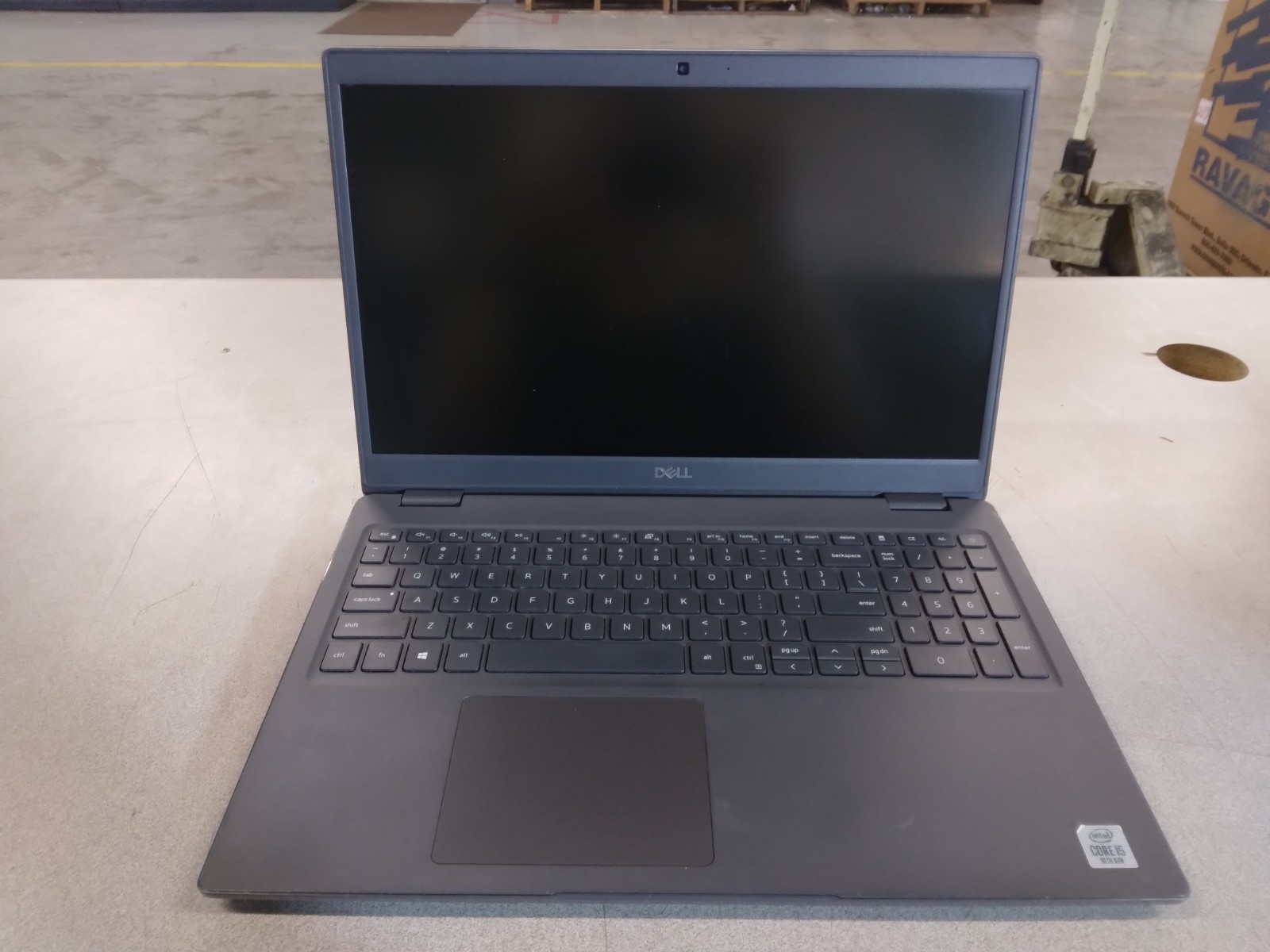 Dell*Latitude*3510*Intel*i5-10210U*256GB*NVMe*8GB*DDR4*Intel*UHD*Graphics*No*OS
