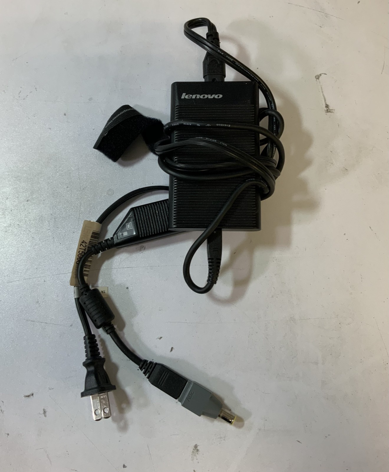 Lenovo 41R4538 100-240V 4.5A AC Power Adapter/Charger, Black “N6E”