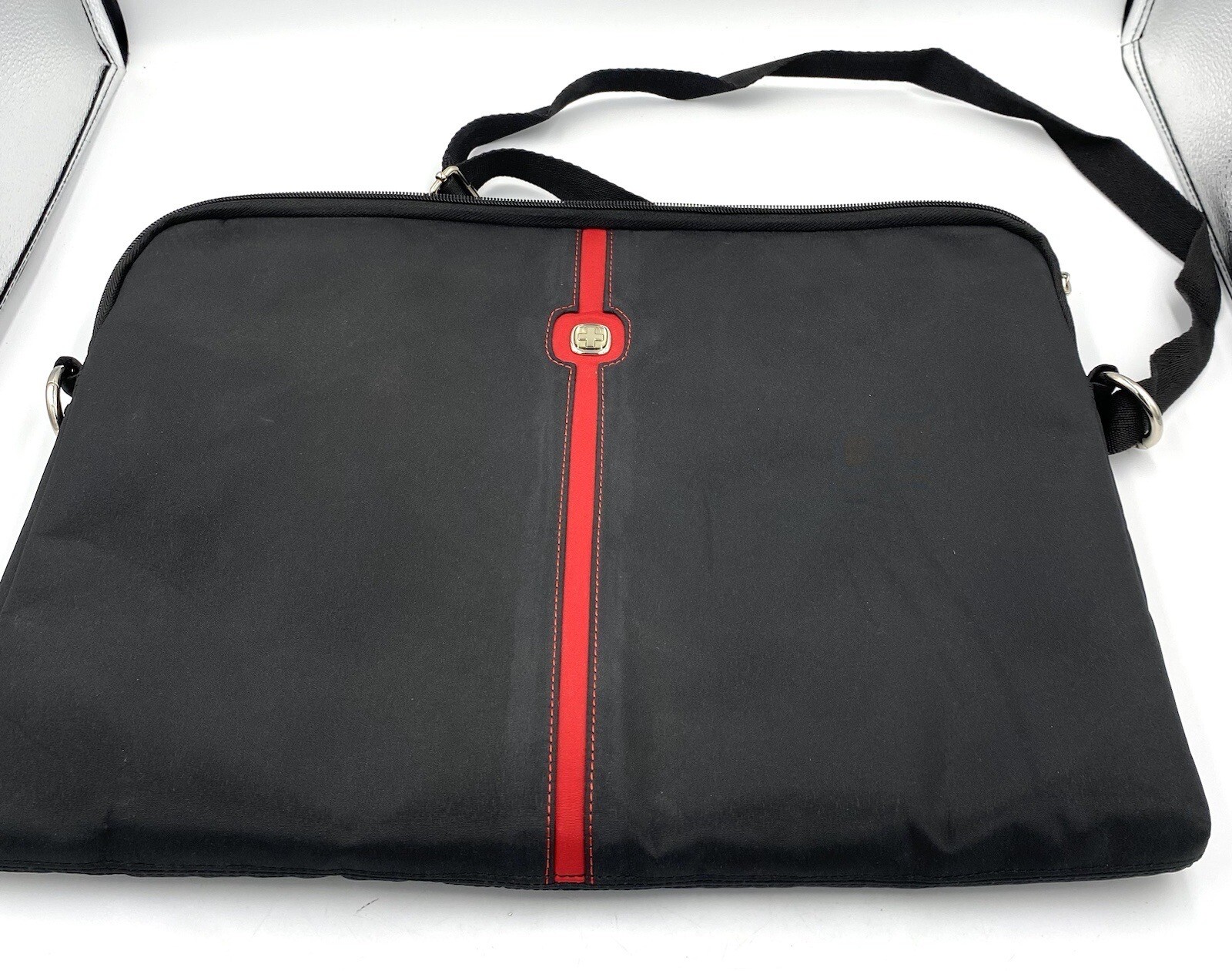 Wenger Swissgear Maya Laptop Sleeve Size 16’ Black