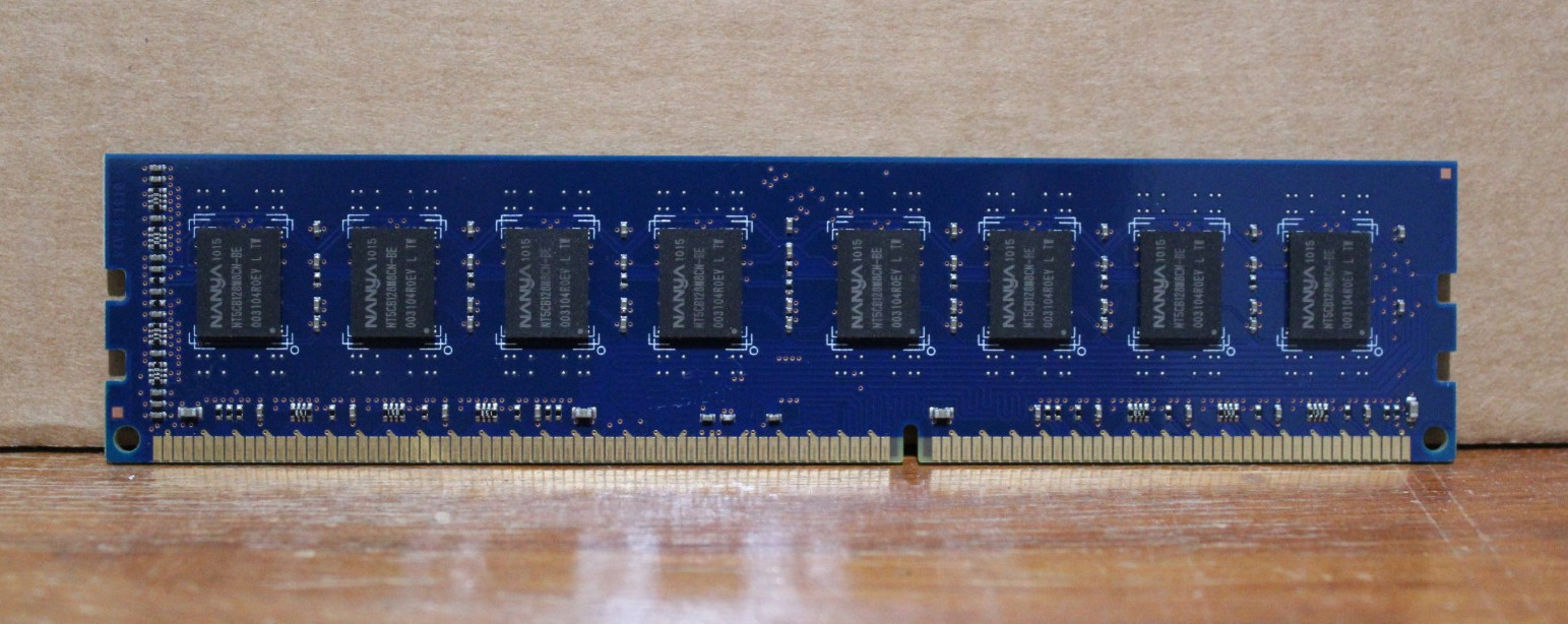 Nanya NT2GC64B8HC0NF-BE 2GB PC3-8500U DDR3 1066MHz CL7 240-Pin DIMM Dual Rank