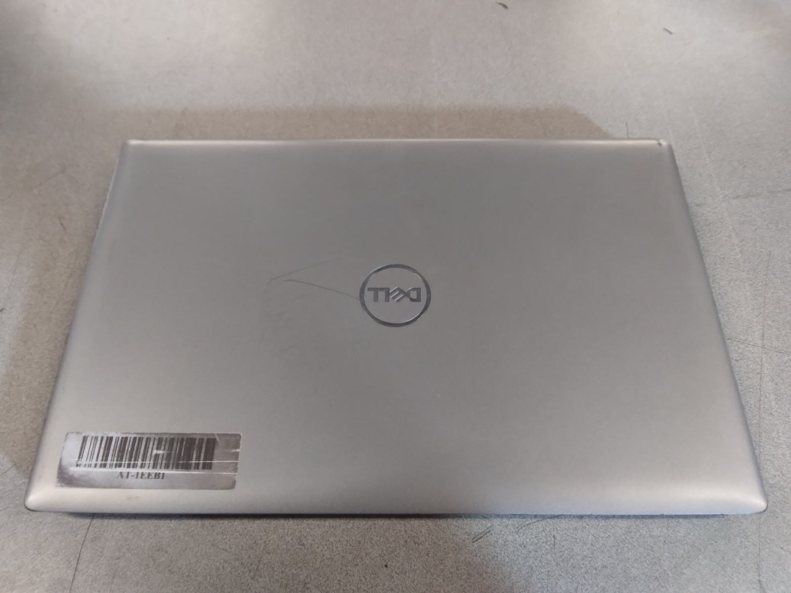 Dell*Latitude*5520*Intel*i5-1165G7*256GB*NVMe*8GB*DDR4*Iris*Xe*Graphics*No*OS