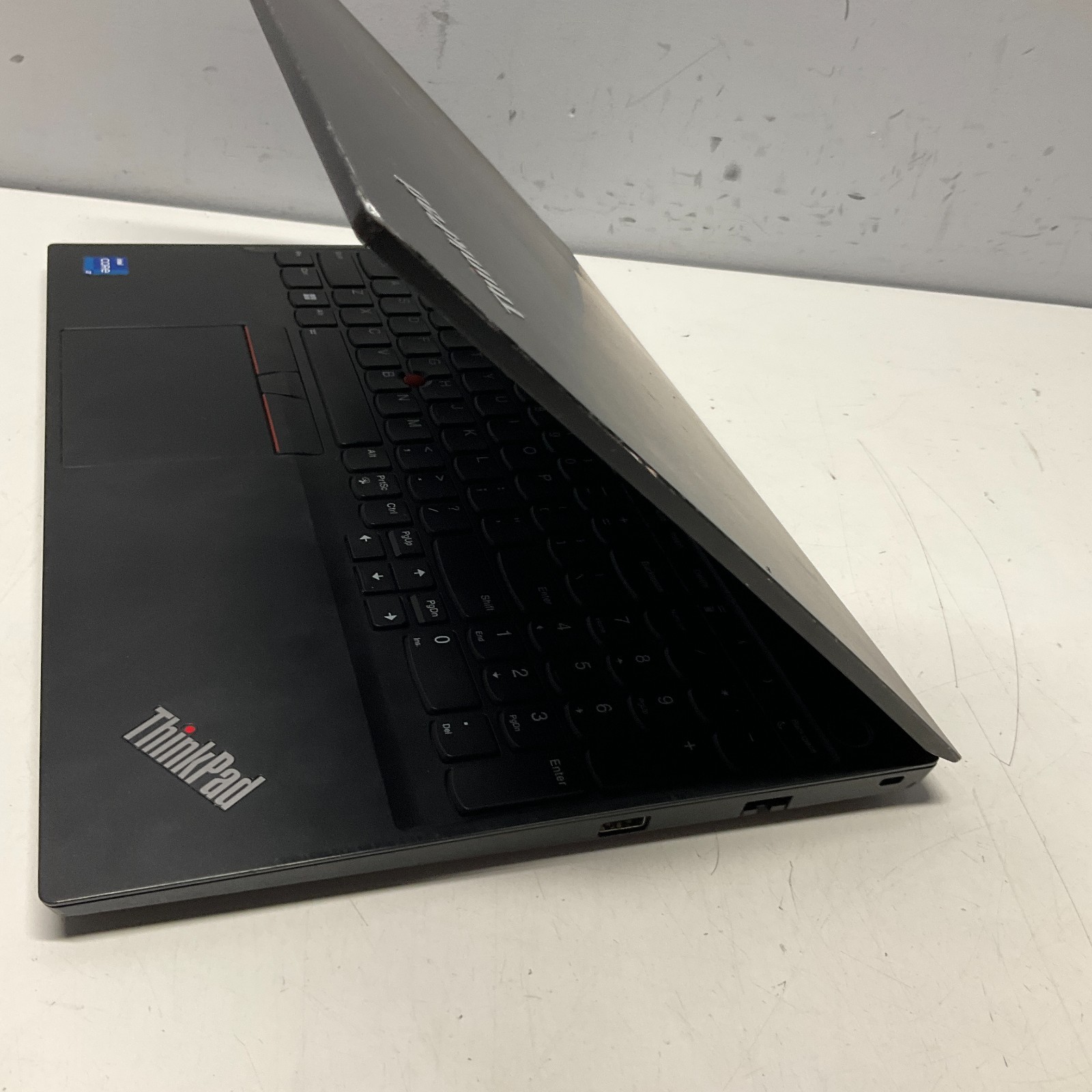 Lenovo ThinkPad E15 Gen2 Laptop 15.6″ i7 11th Gen No Ram NO SSD PARTS **READ*