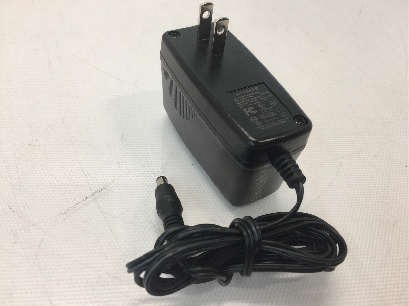 Lot 100 – NETGEAR 12V 1.5A AC ADAPTER 2ABB018F 332-10927-01 Power Supply 5.5mm