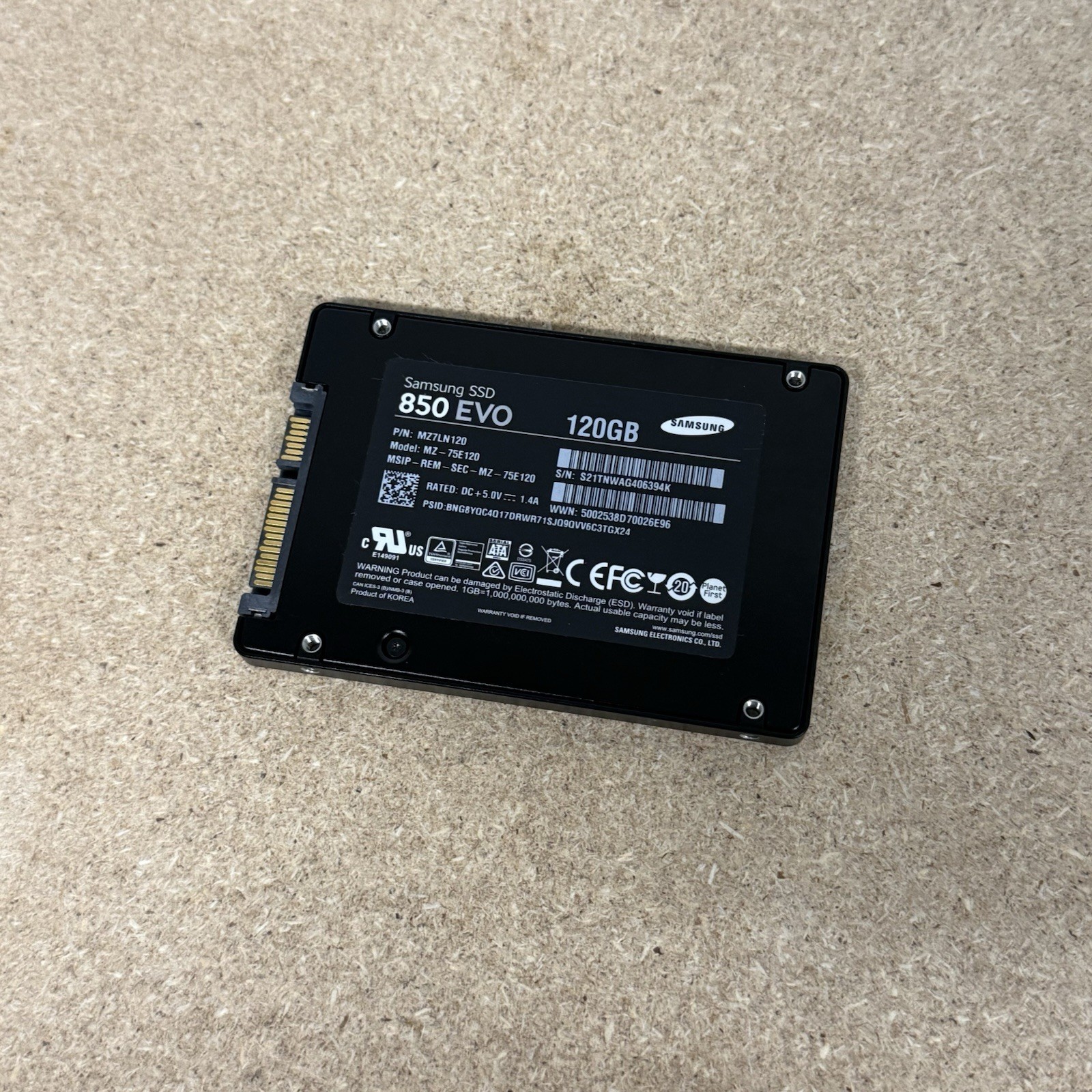 SAMSUNG 850 EVO 120GB SATA Internal Solid State Drive