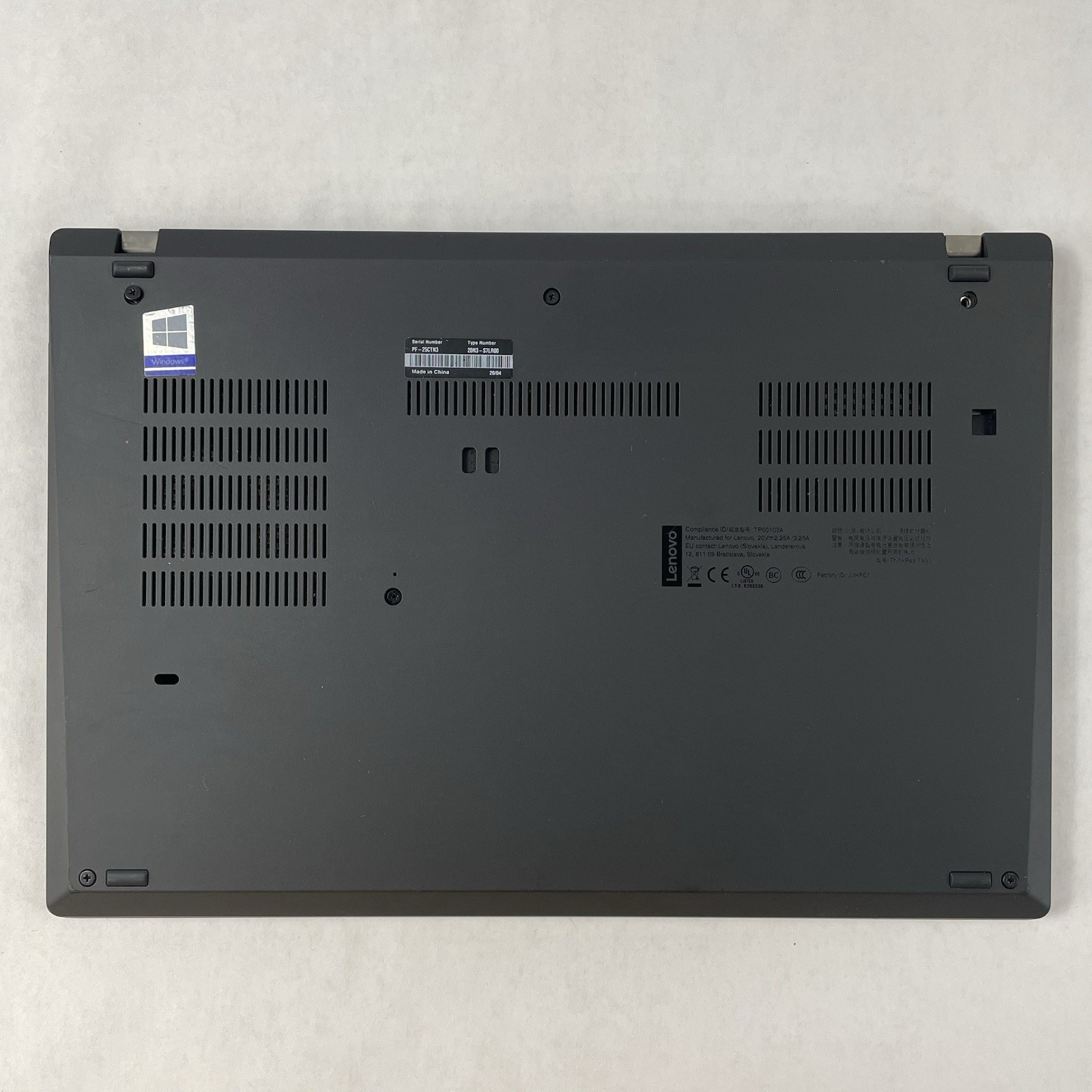 Lenovo ThinkPad T490 14″ i5-8365U 1.60 GHz 8 GB RAM No SSD/OS/AC – Chipped Palm
