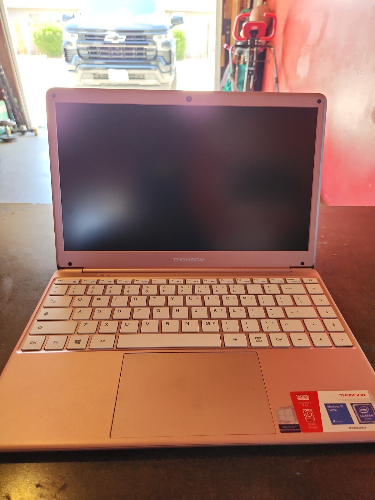 Thomson Laptop Windows 10 NEOX14 14.1 In-4Gb Ram- 4Intel 64Gb-METALCASE PINK