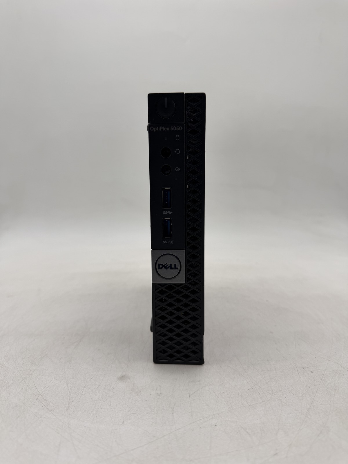 Dell OptiPlex 5050 All-in-One 22″ i5-7500T 16GB 128GB No OS [Read]