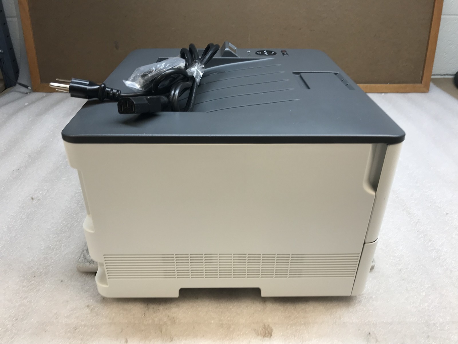 Lexmark B2236dw Black and White Laser Standard Printer 1712 Total page Count