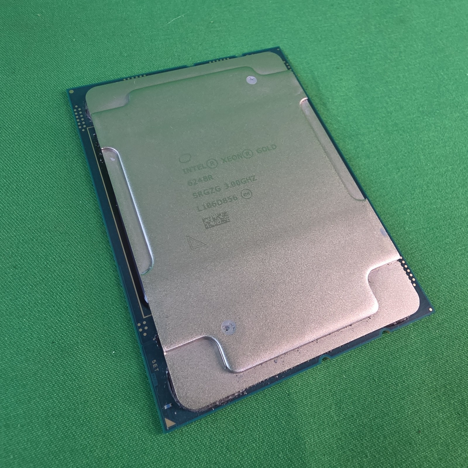 Intel SRGZG Xeon Gold 6248R 24C 3.0Ghz 35.75MB Processor