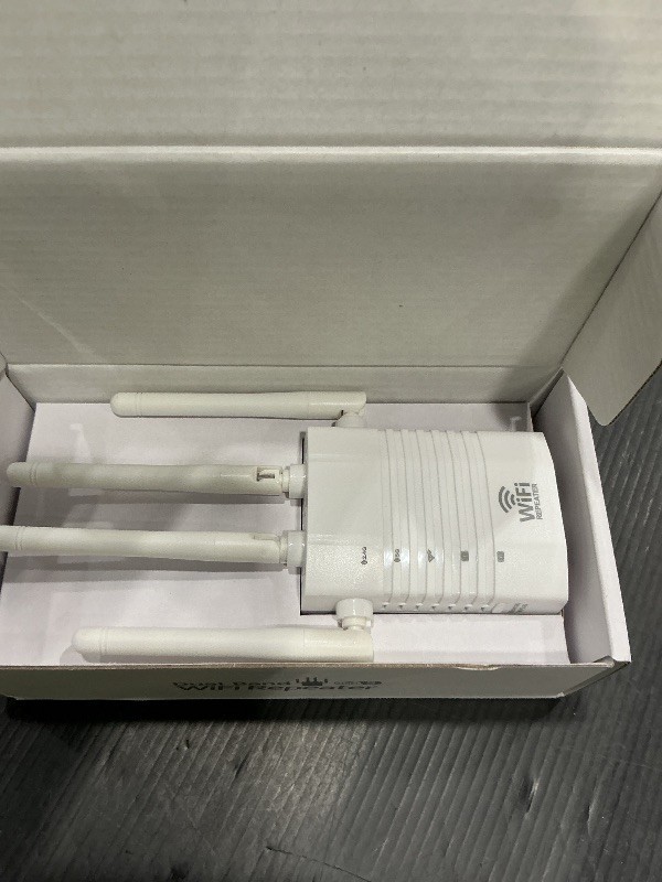 WiFi Extender Signal Booster Dual-Band 5.8G 2.4G Coverage To 12880 Sq. Ft 105 DV