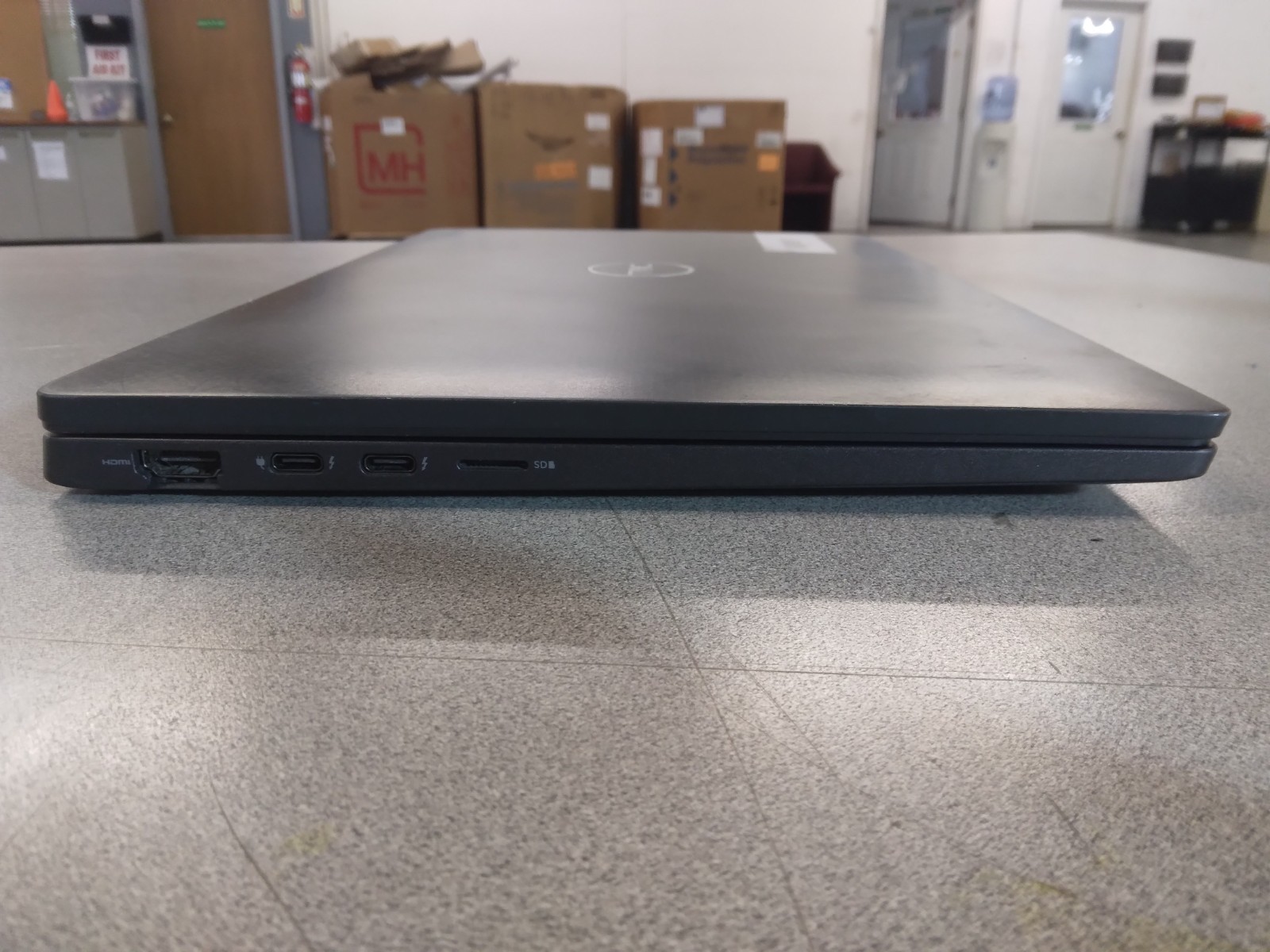 Dell*Latitude*7410*Intel*i5-10310U*256GB*NVMe*16GB*DDR4*Intel*UHD*Graphics*No*OS