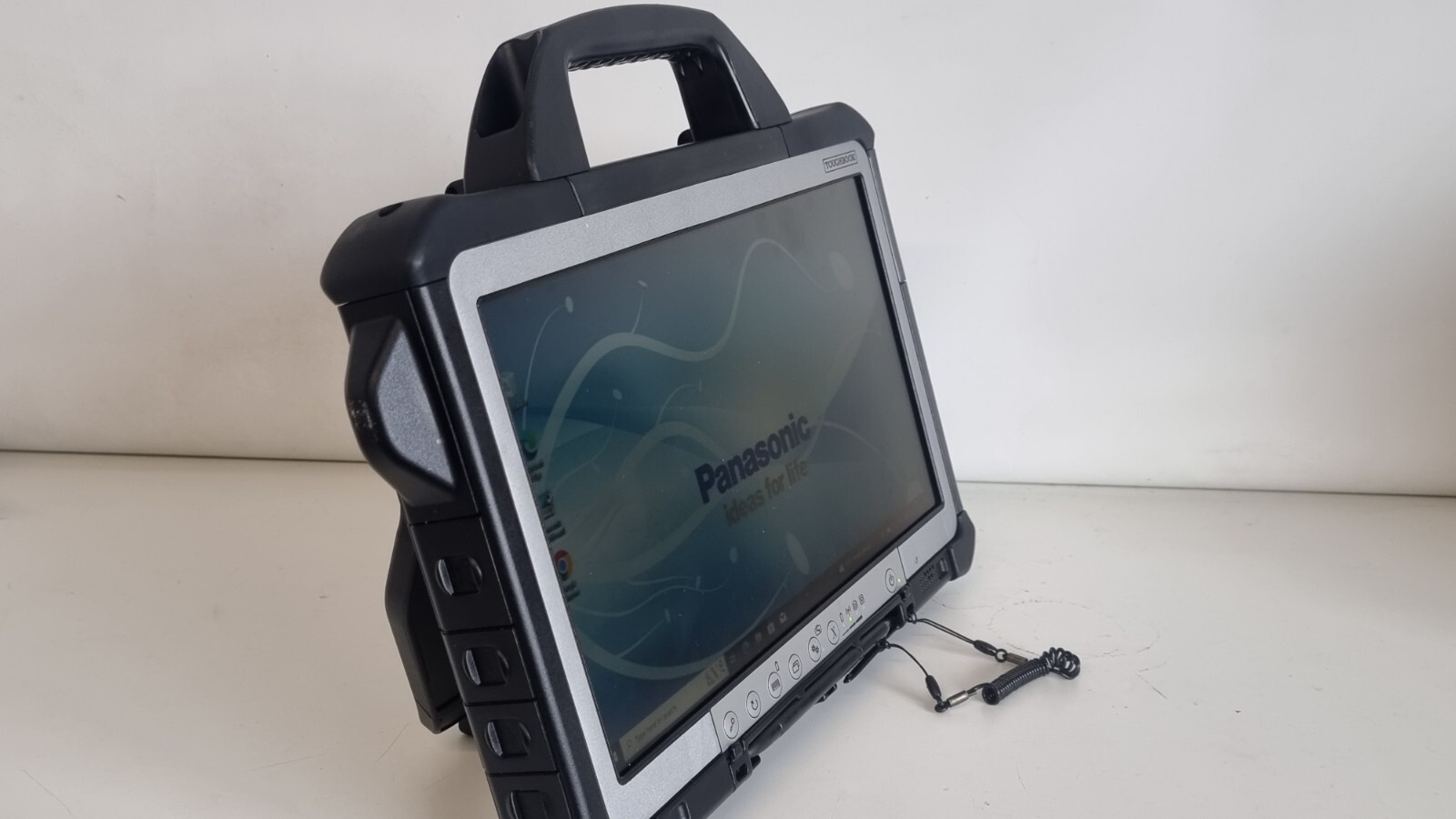 PANASONIC TOUGHBOOK CF-D1 MK3 CORE i5-6300U 2.40GHZ 8GB 512GB SSD TAB TOUGHPAD