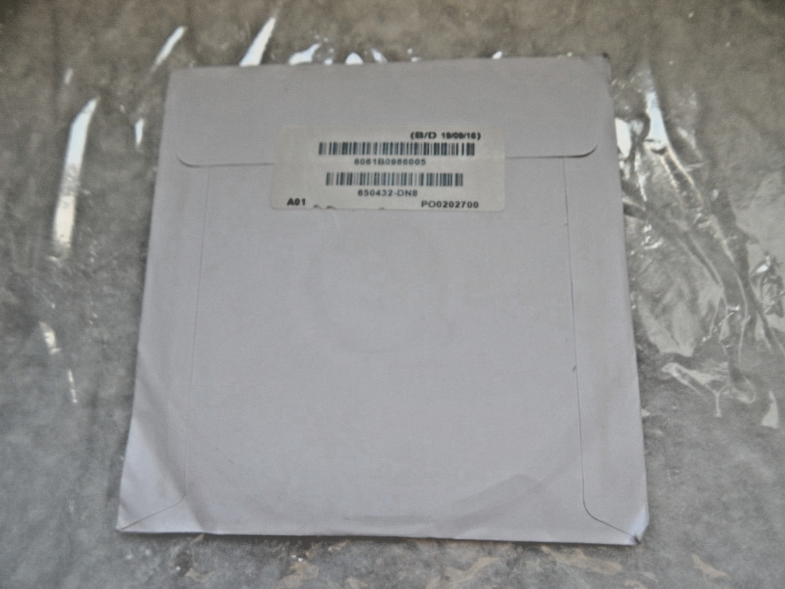 HP Operating System DVD – Windows 7 Pro SP1 32-bit 670231-DN8 No PRODUCT KEY #77