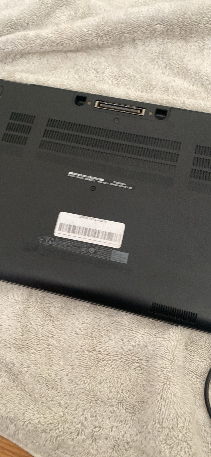Dell latitude E7270 excellent condition (boot issue)