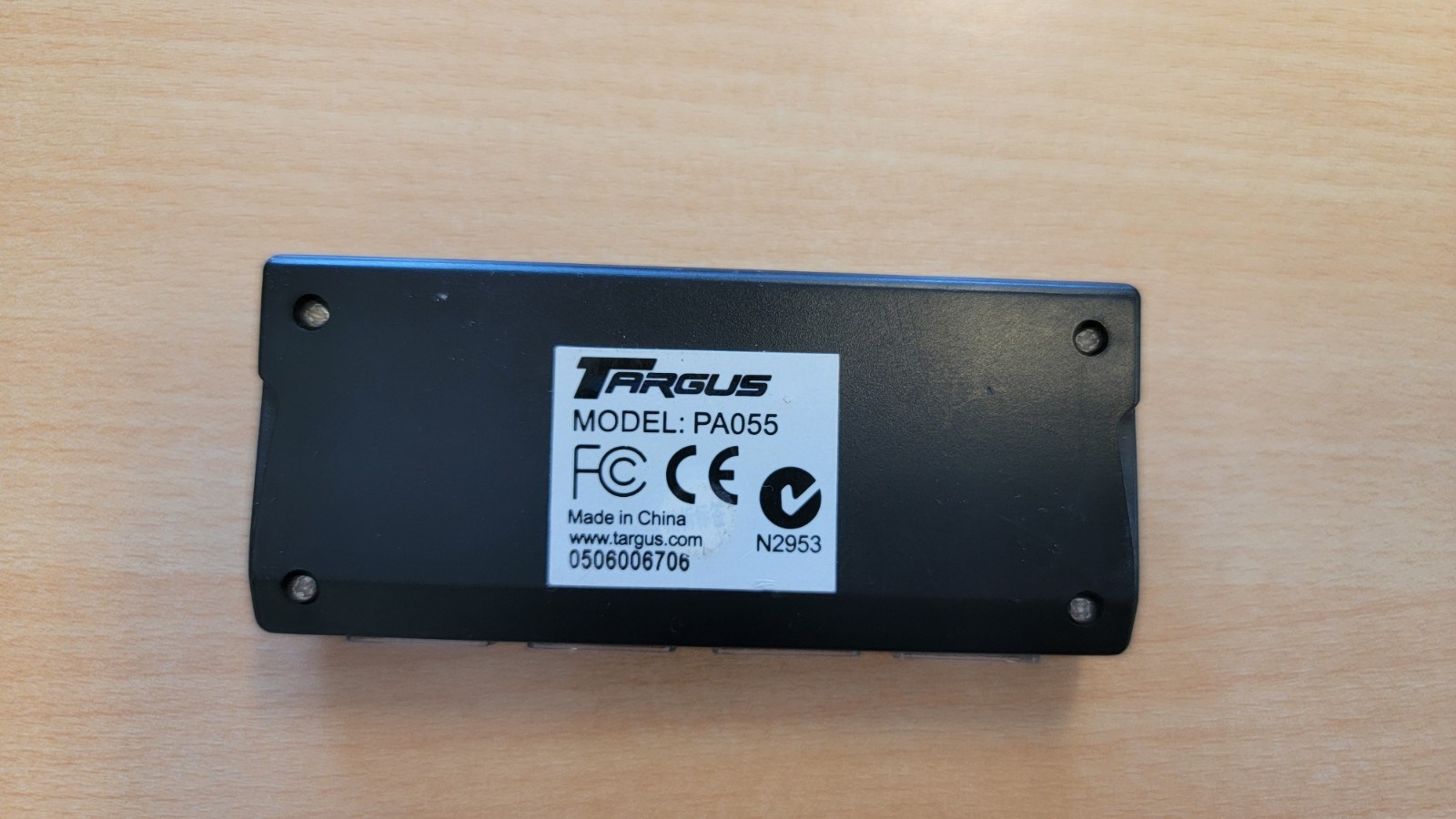 Targus PA055 Black 4 Port Universal USB 2.0 Hub PC/MAC NO CABLES PARTS/REPAIR