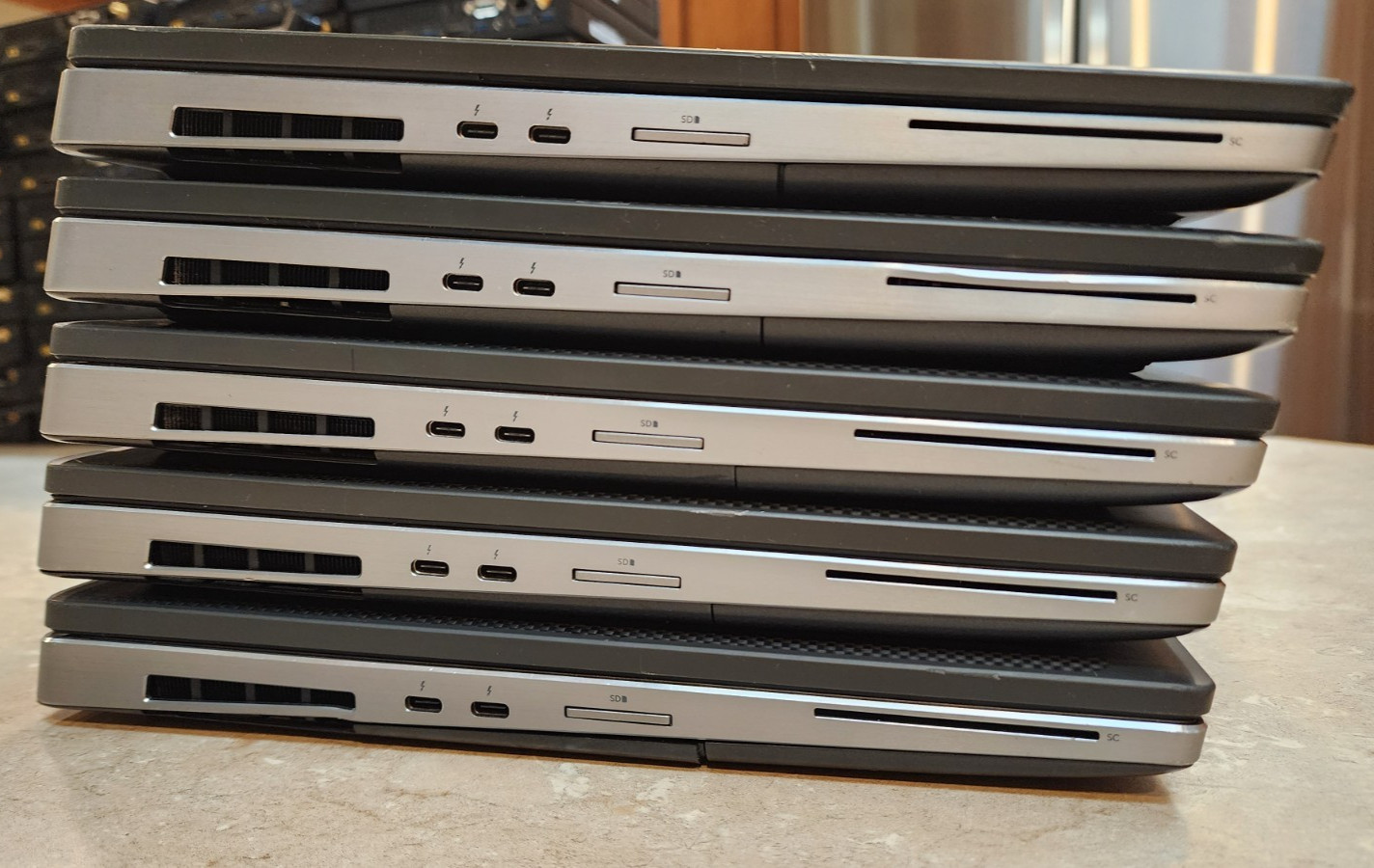5x Lot Dell Precision 7740 17.3″ FHD Hex-Core Xeon E-2276M 64GB RAM RTX 3000
