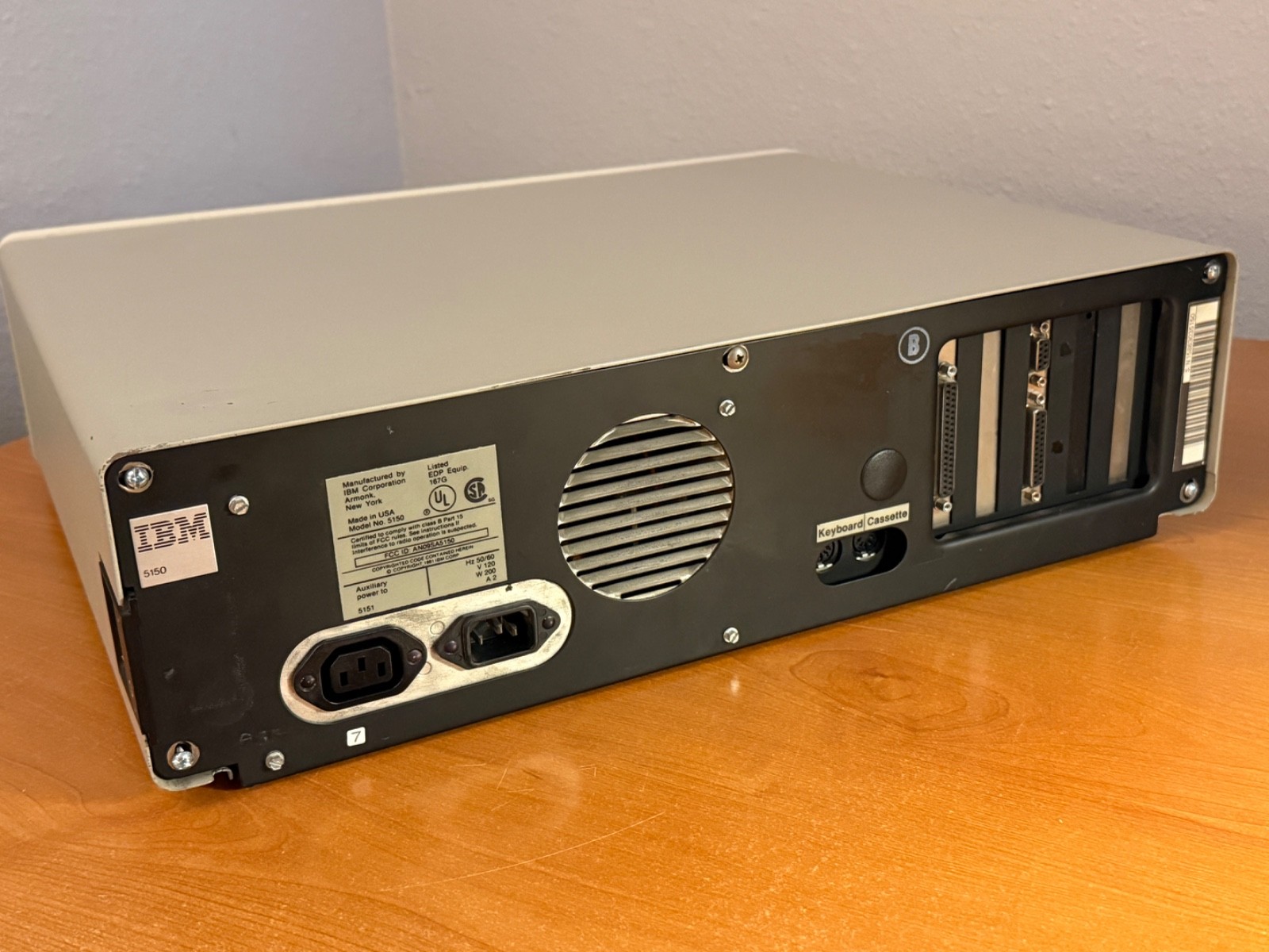Vintage IBM 5150 Computer – 640KB – 20MB HDD – Excellent Working!
