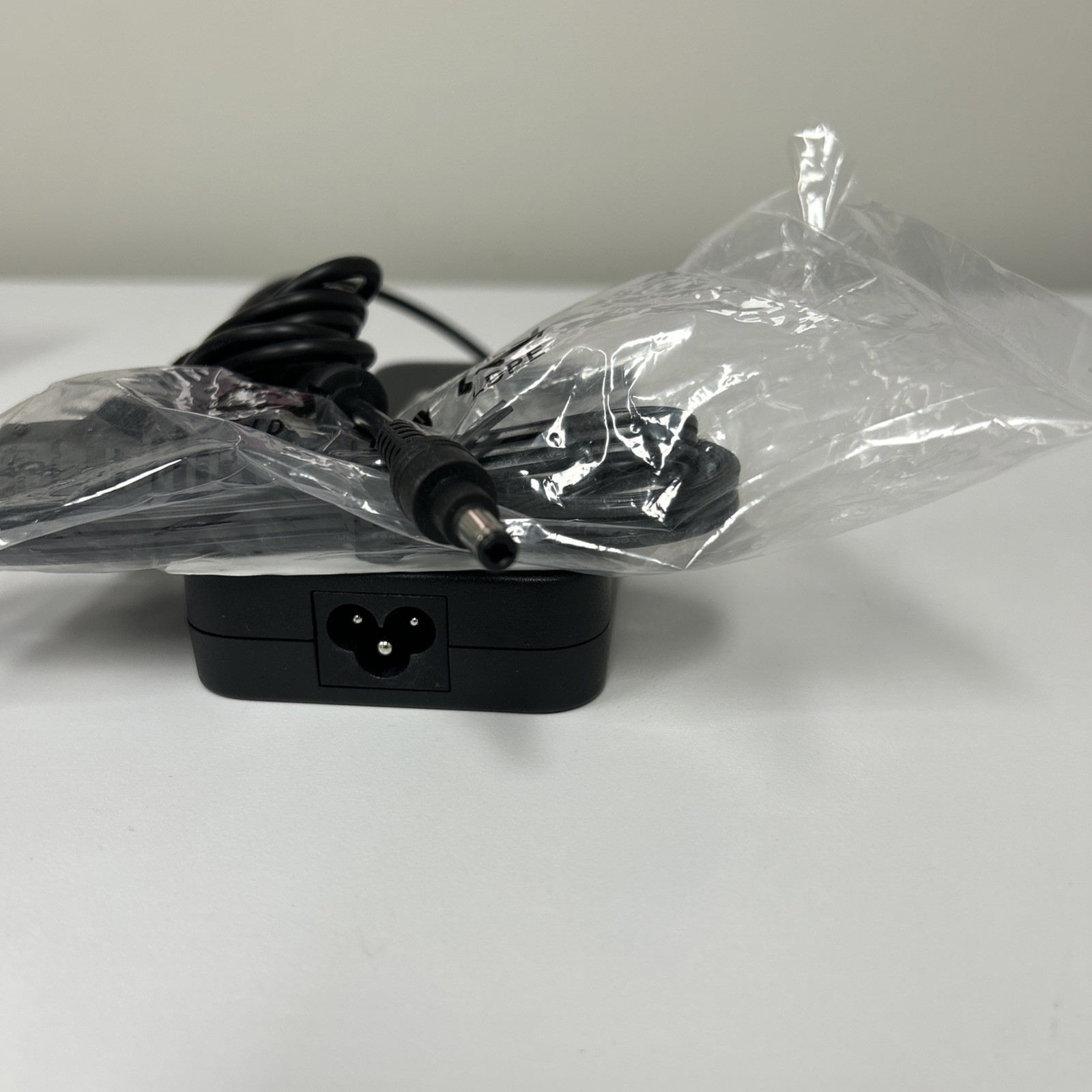 Lot of 10 OEM Chicony A15-120P1A 120W 19V 6.32A AC Power Adapters A120A046Q
