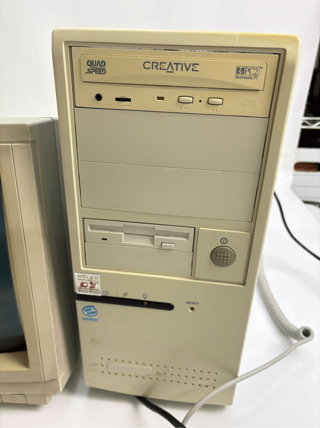Vintage 1990s Windows 95 PC Tower Intel Pentium 16MB RAM 1GB HDD Retro Gaming