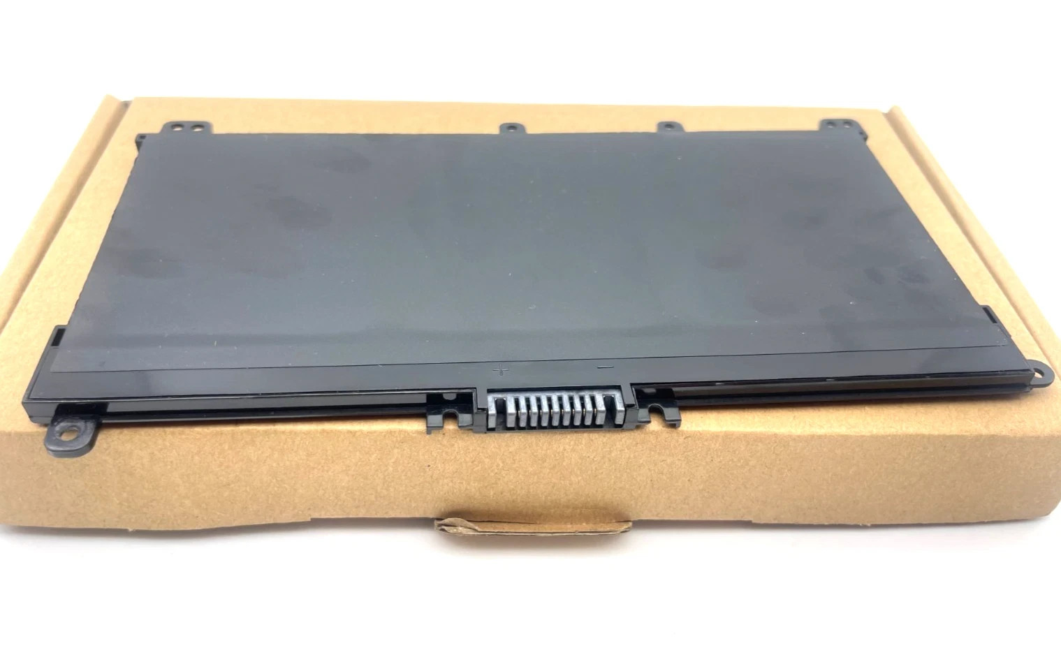 NEW OEM 41.9Wh HT03XL HT03041XL Battery for HP Pavilion 14 15 17 240 245 G7 US