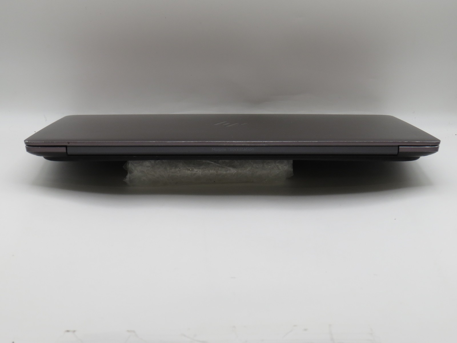 HP Zbook Studio G4 i7-7820HQ @ 2.9GHz 16GB DDR4 256GB m2 15″ No OS/AC