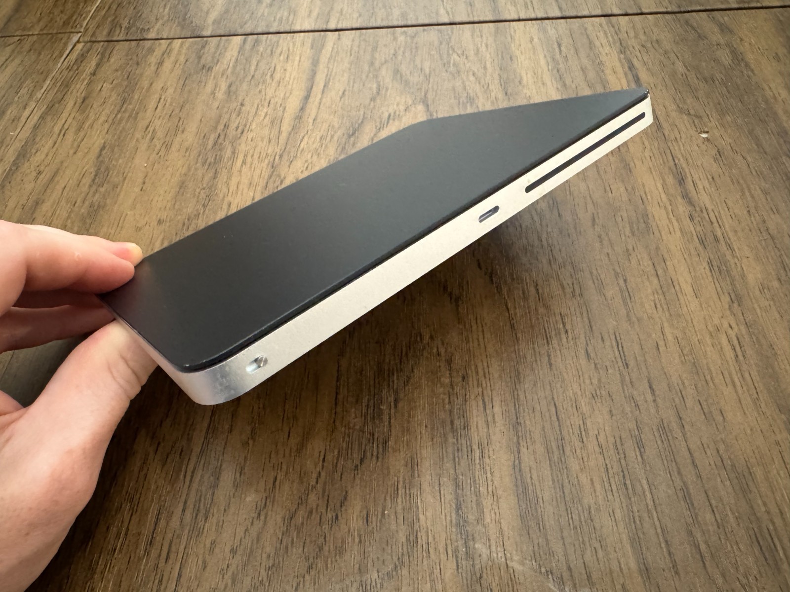 Apple Magic Trackpad 2 (A1535) – Space Gray – Wireless Bluetooth/Lightning USB