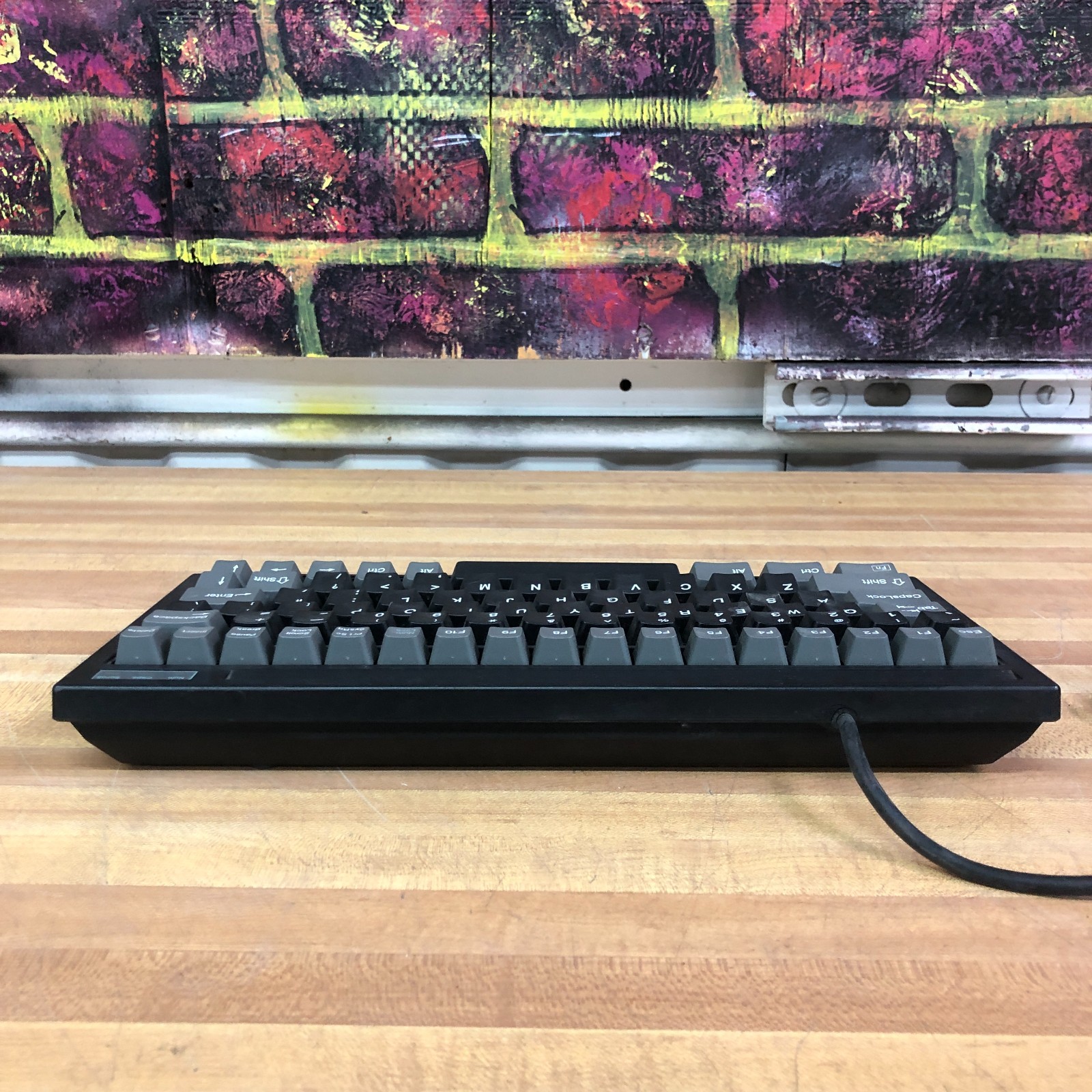 BTC 5100 Compact AT 5-Pin DIN Computer Black Mini Keyboard (TESTED WORKS)