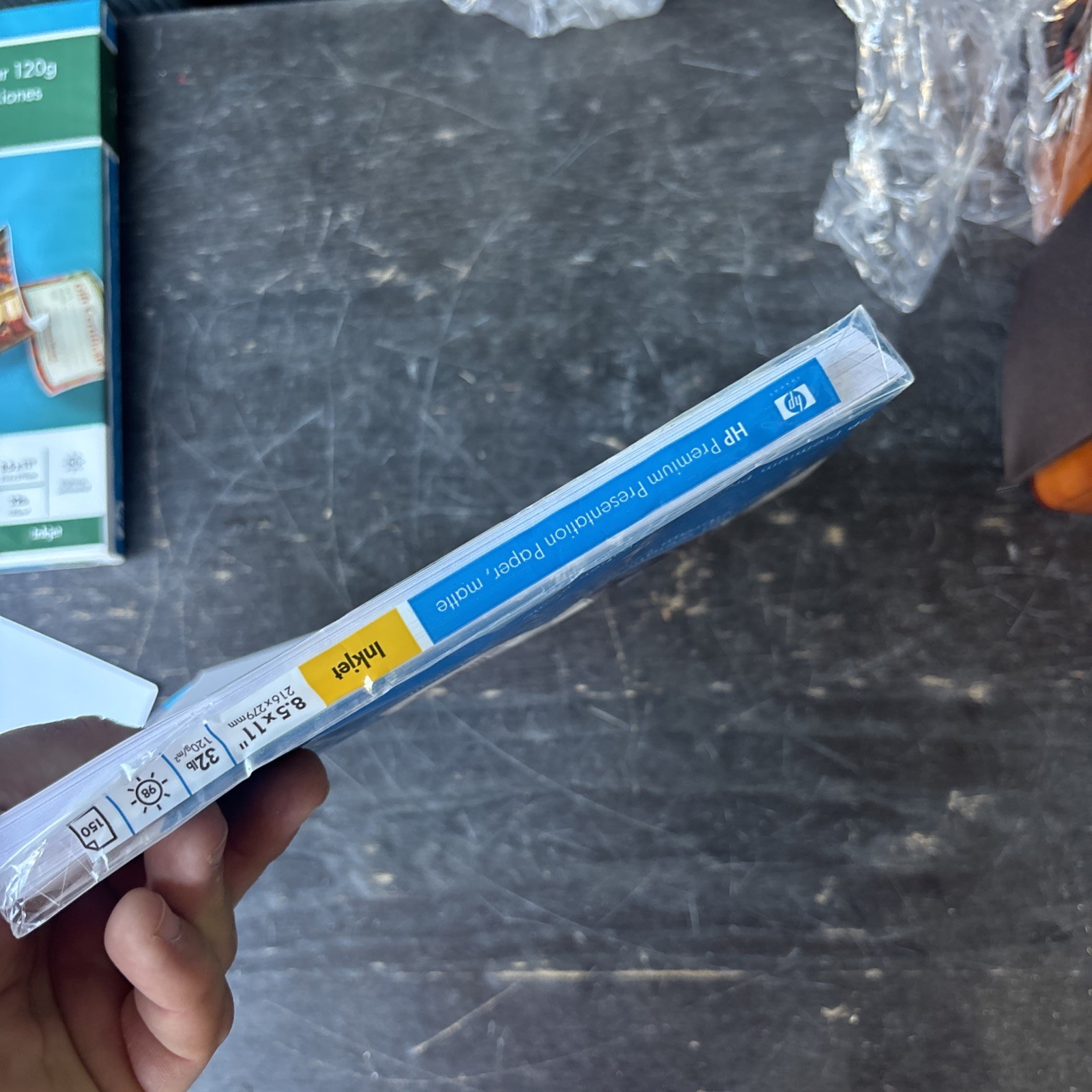 HP Premium Presentation Paper Inkjet Matte 150 Sheets 8.5×11″ 32lb 120g Open Box