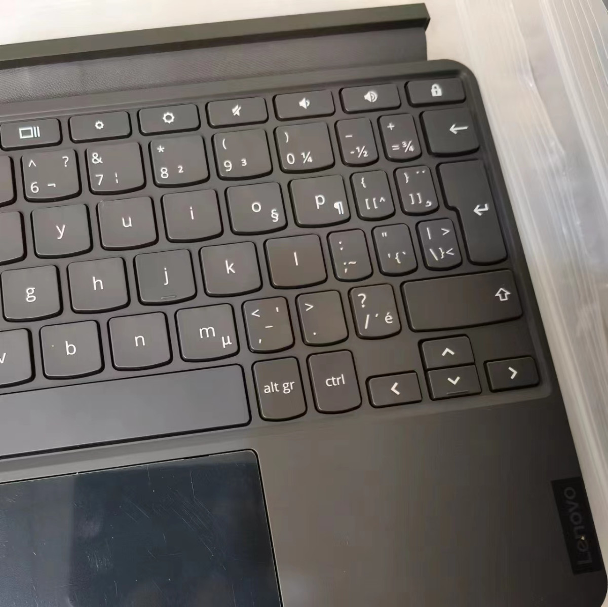 Genuine Lenovo Chromebook Duet 10.1″ Canada French Magnetic Keyboard CT-X636F