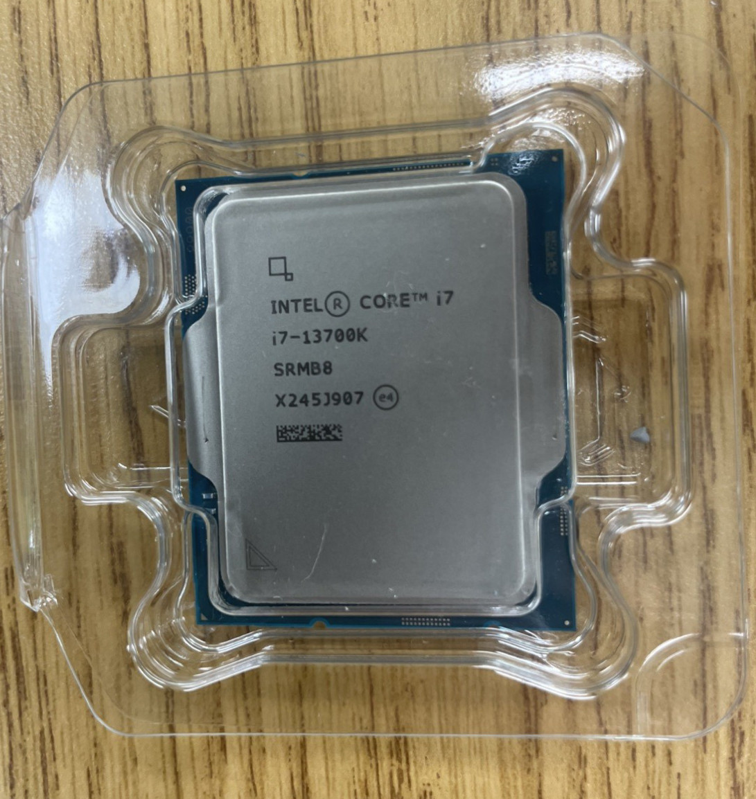 Intel Core i7-13700K 13th Gen 16-Core 3.4GHz Unlocked LGA1700 CPU