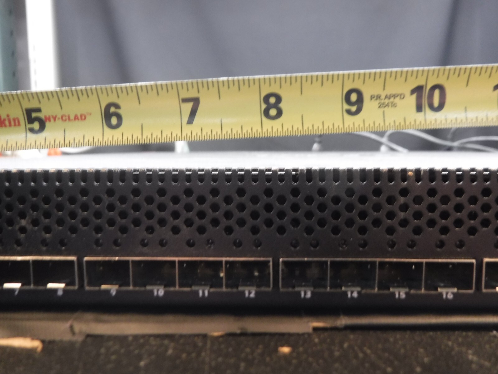 Dell Inc. P/N: C211M Rev: A02 Power Connect 8024F Network Swtich