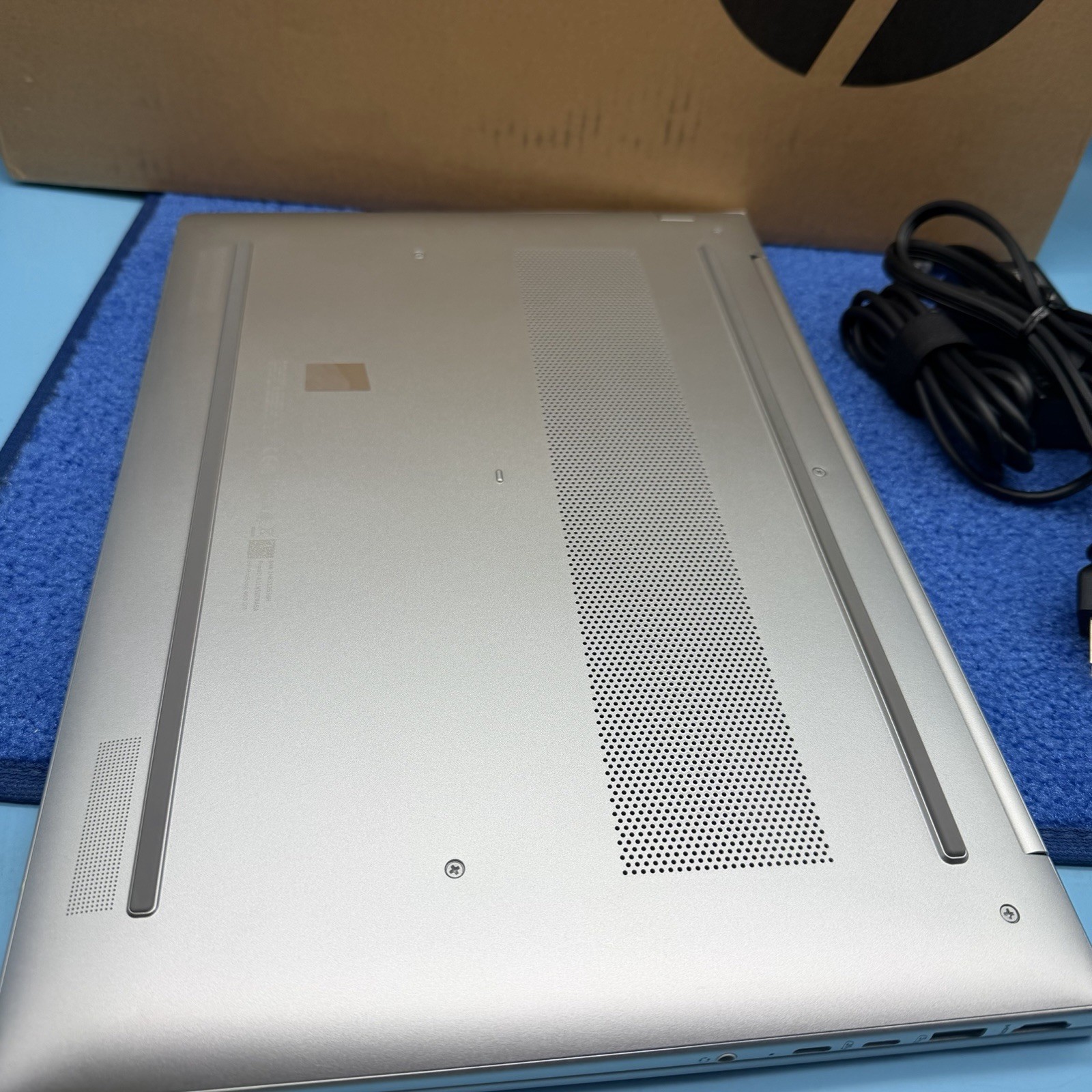 HP ProBook 460 G11 WUXGA 16” Ultra 7 155U 1.7GHz 16GB 512GB SSD Windows 11 Pro