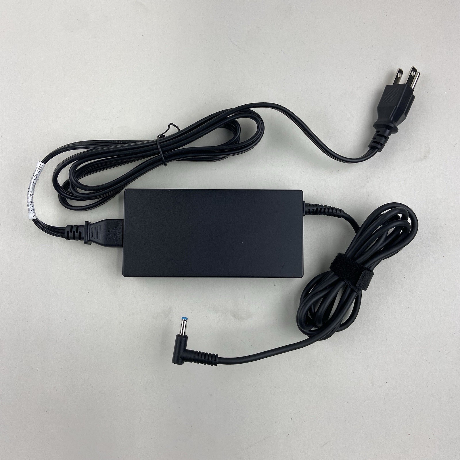 HP 120W Blue Tip AC Adapter 19.5V 6.15A TPN-CA28 TPN-DA19 – lot of 8
