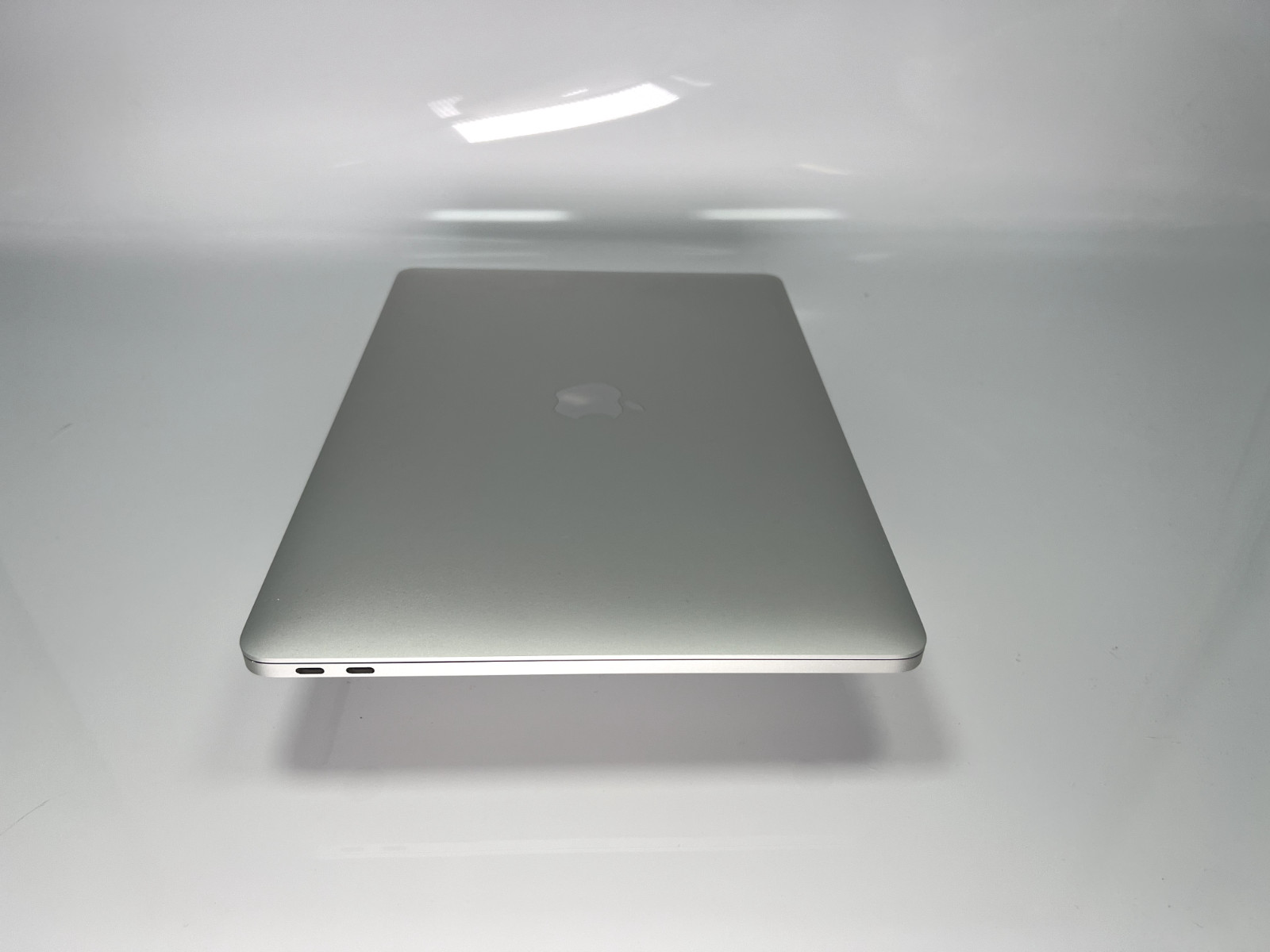 Apple MacBook Pro 13in 2017 2.3GHz intel i5 8GB RAM For Parts Only No Returns