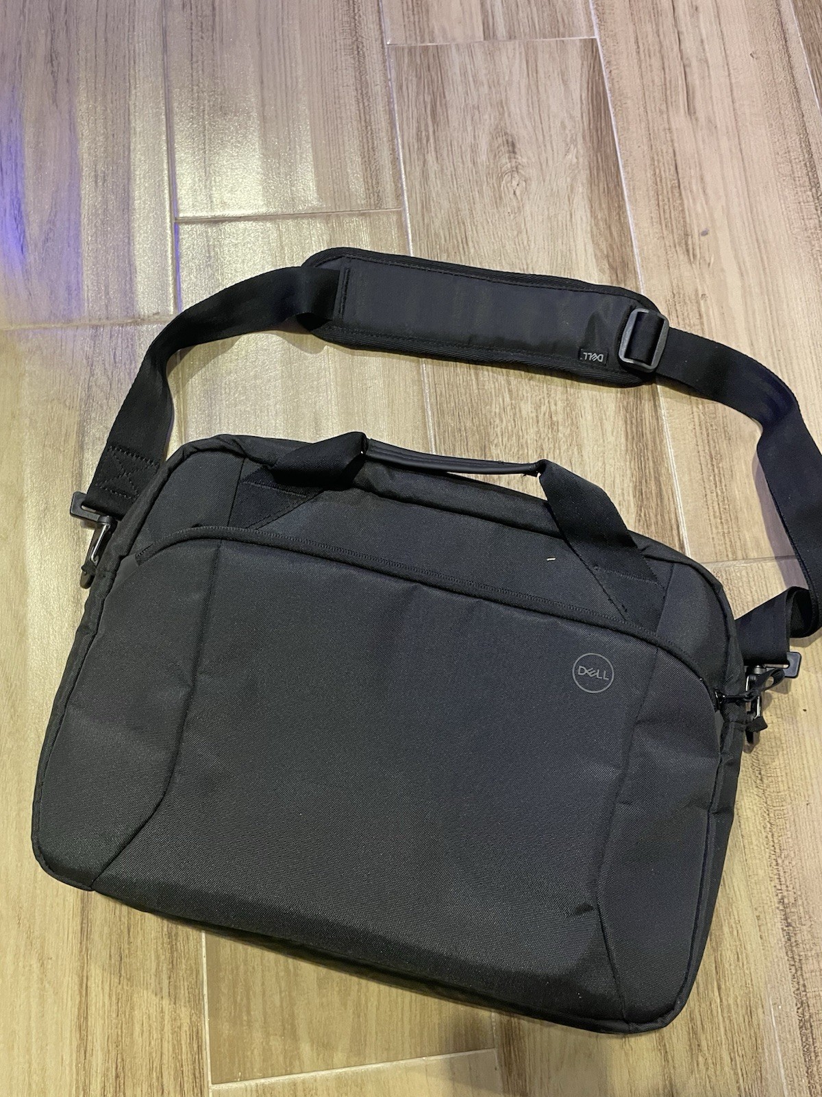 Dell Black 15in Shoulder/Messenger Laptop Bag Polyester Padded Adjustable Strap