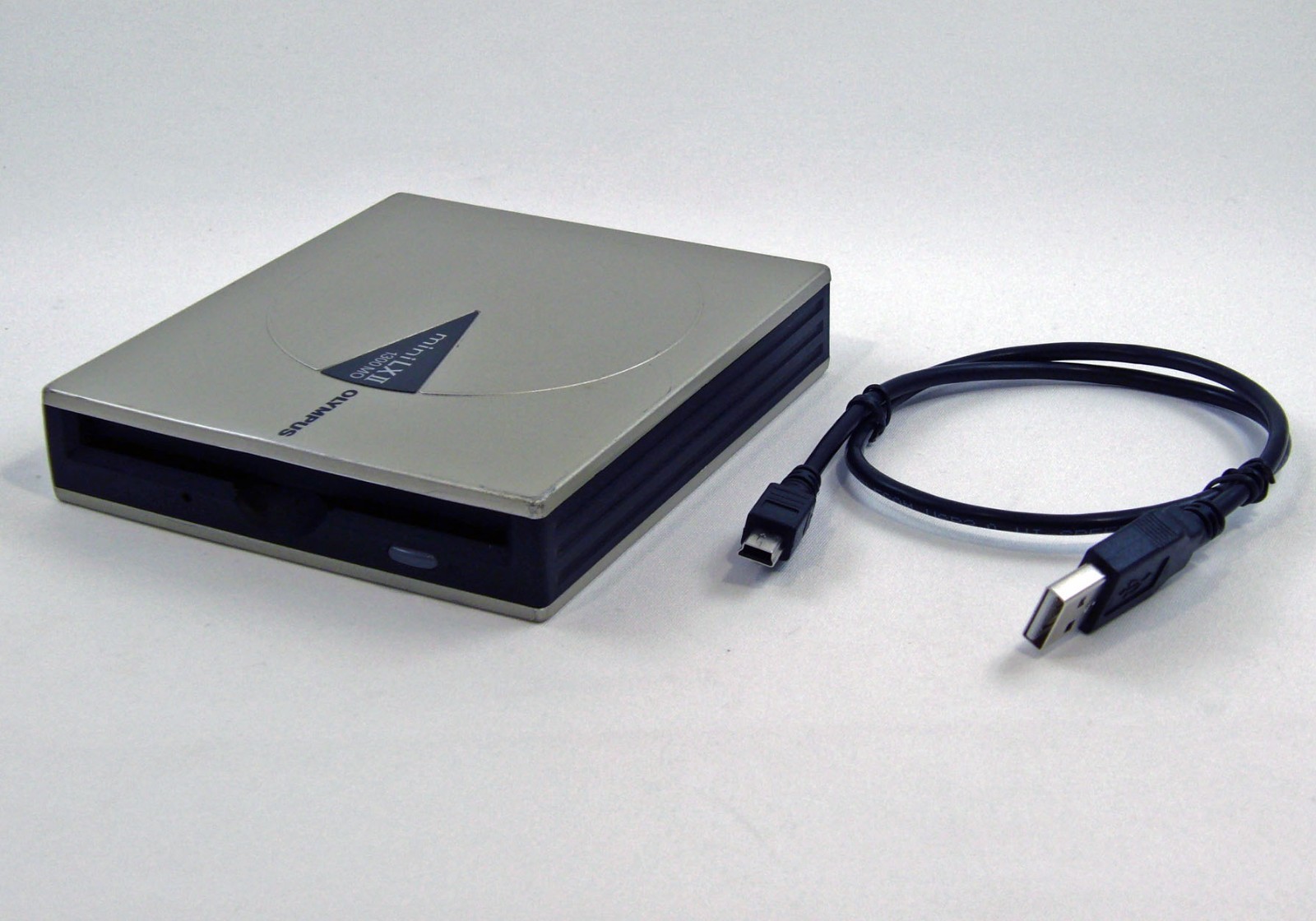 Tested works USB powered Olympus 3.5 inch 1.3GB MO disk drive from Japan