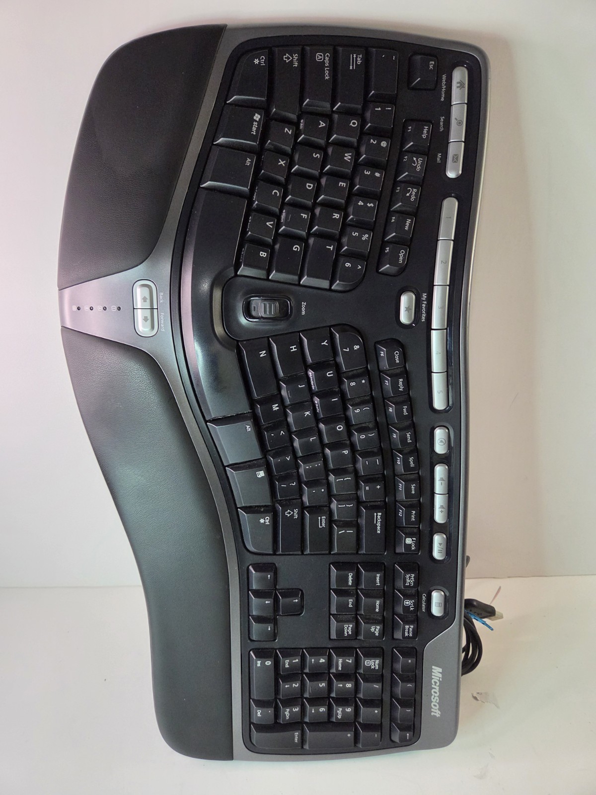 C13 Microsoft 4000 V1.0 KU-0462 1048 Natural Ergonomic Keyboard VGC condition
