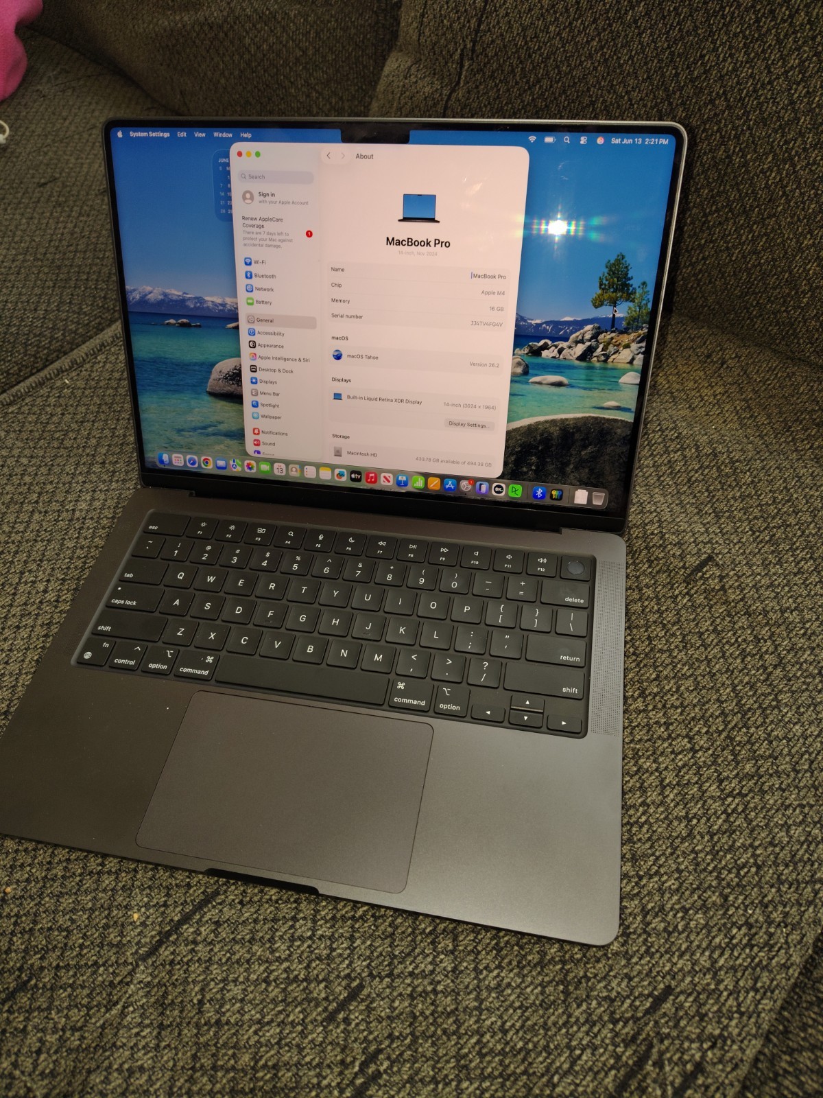 Apple MacBook Pro 14″ M4 16GB RAM 512GB SSD Gray (2024) macOS Tahoe