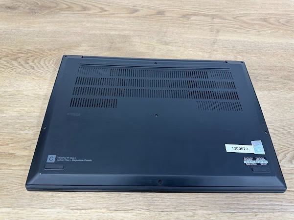 Lenovo ThinkPad P1 Gen 4 Core i7 11850H 32GB DDR4 Nvidia RTX 3070 512GB SSD 2021
