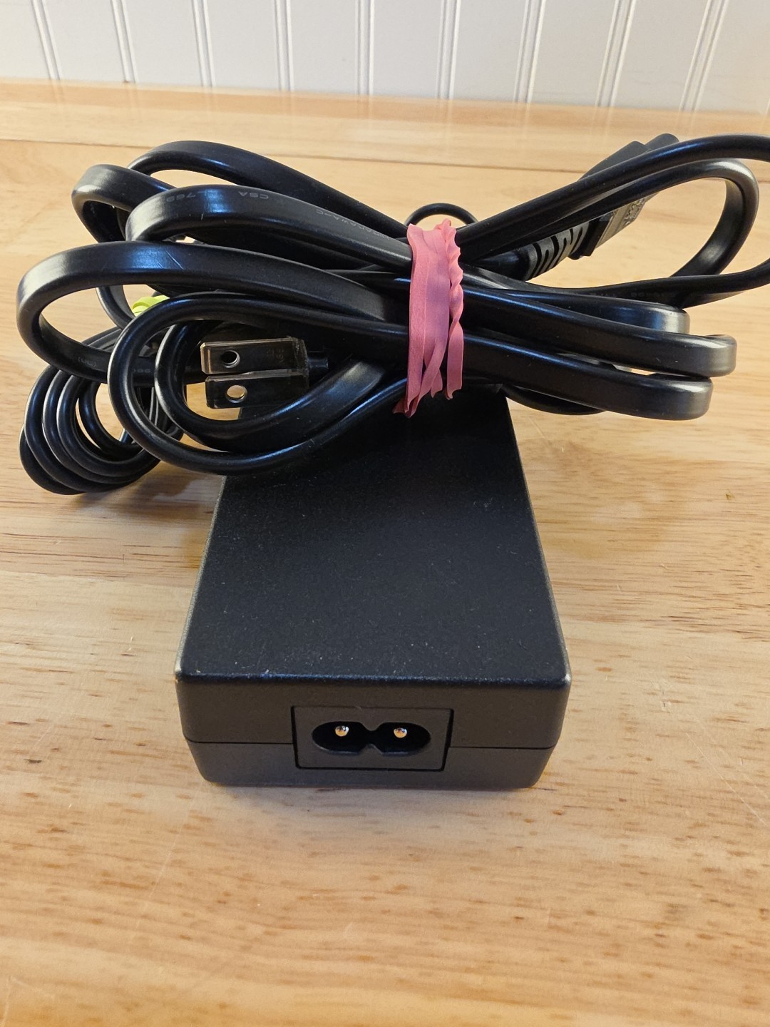 Genuine Fujitsu 80W AC Adapter ADP-80NB A 19V 4.22A Power Supply Charger