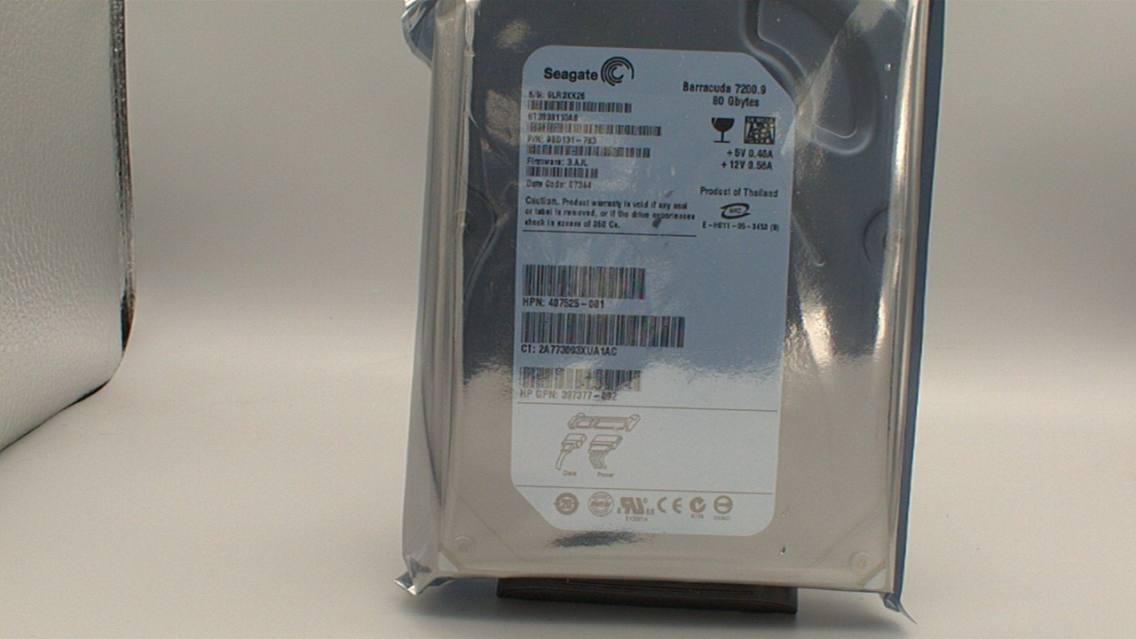 Seagate Barracuda 7200.9 ST3808110AS 80GB 7200 RPM 8MB Cache SATA 3.0Gb/s 3.5″